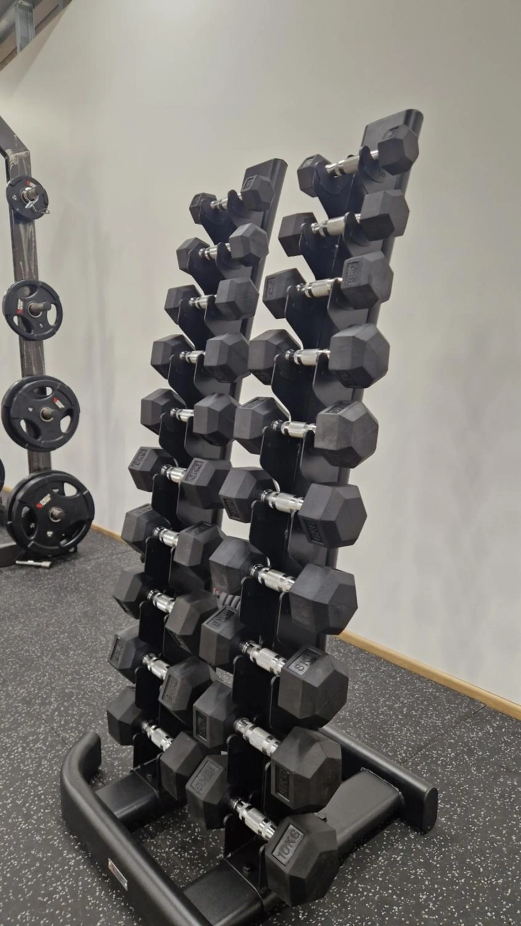 Fitness centre/facilities in Suncity Hotel & SPA