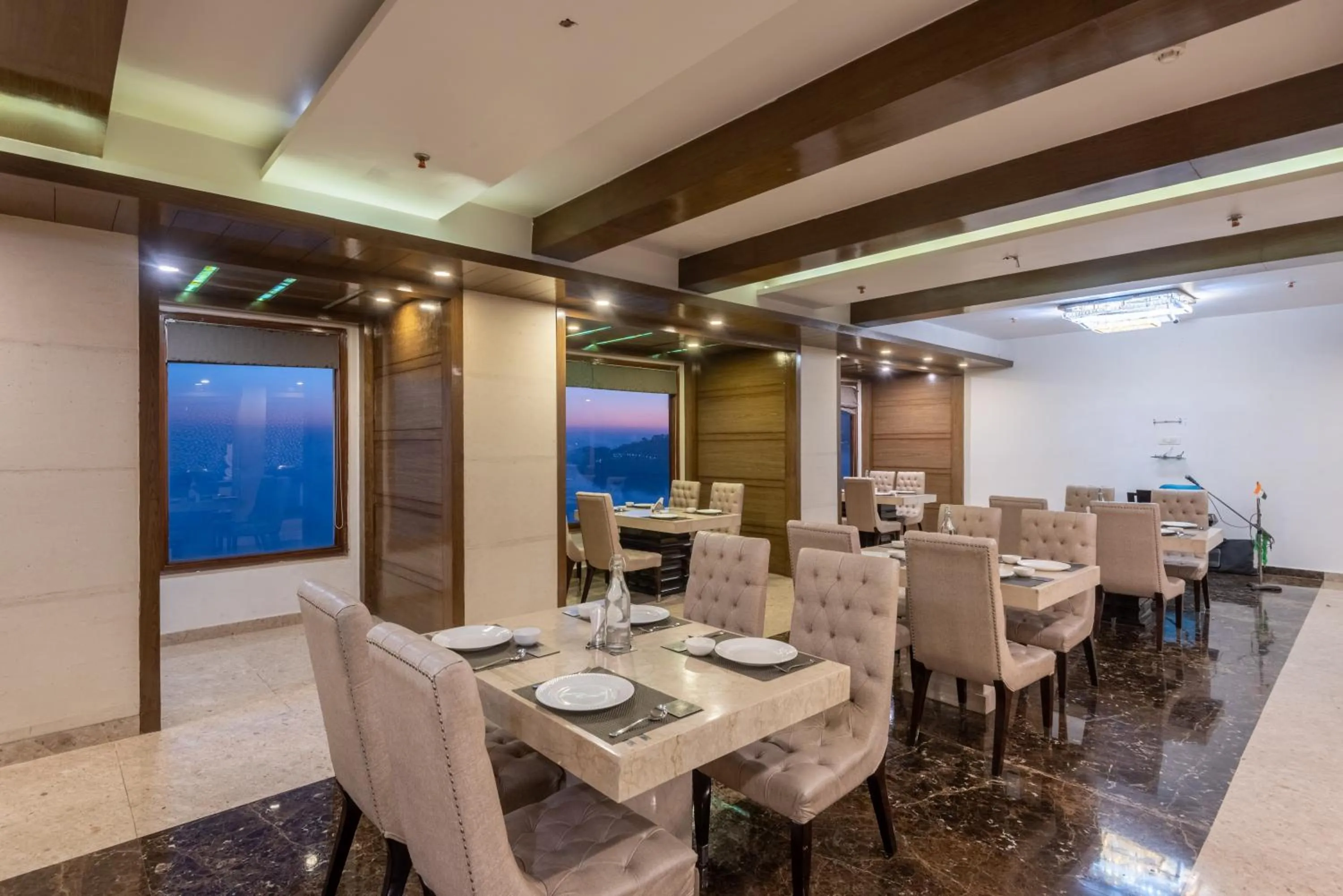 Lawrence Solitaire Resort, Mall road, Mussoorie