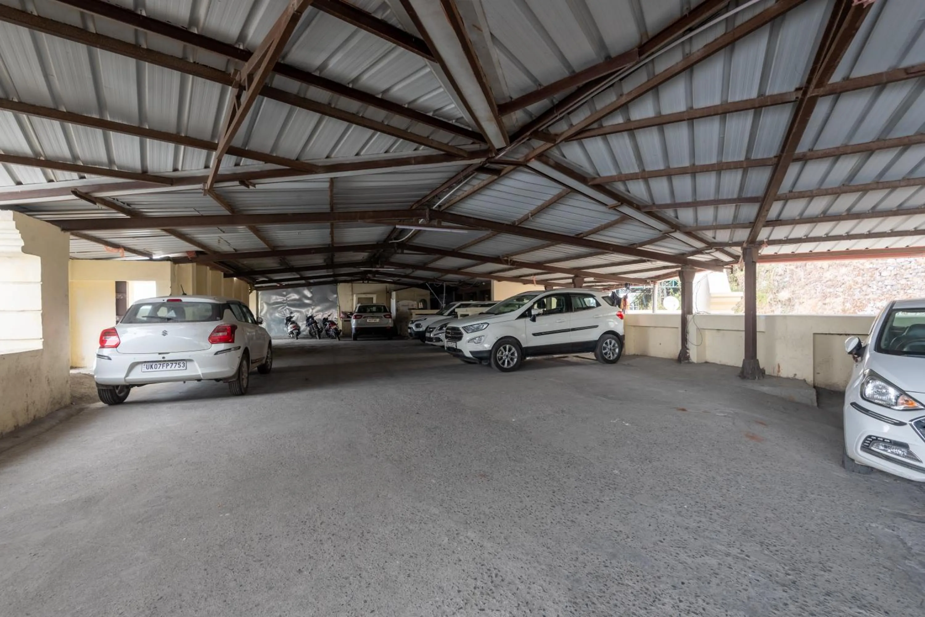 Lawrence Solitaire Resort, Mall road, Mussoorie