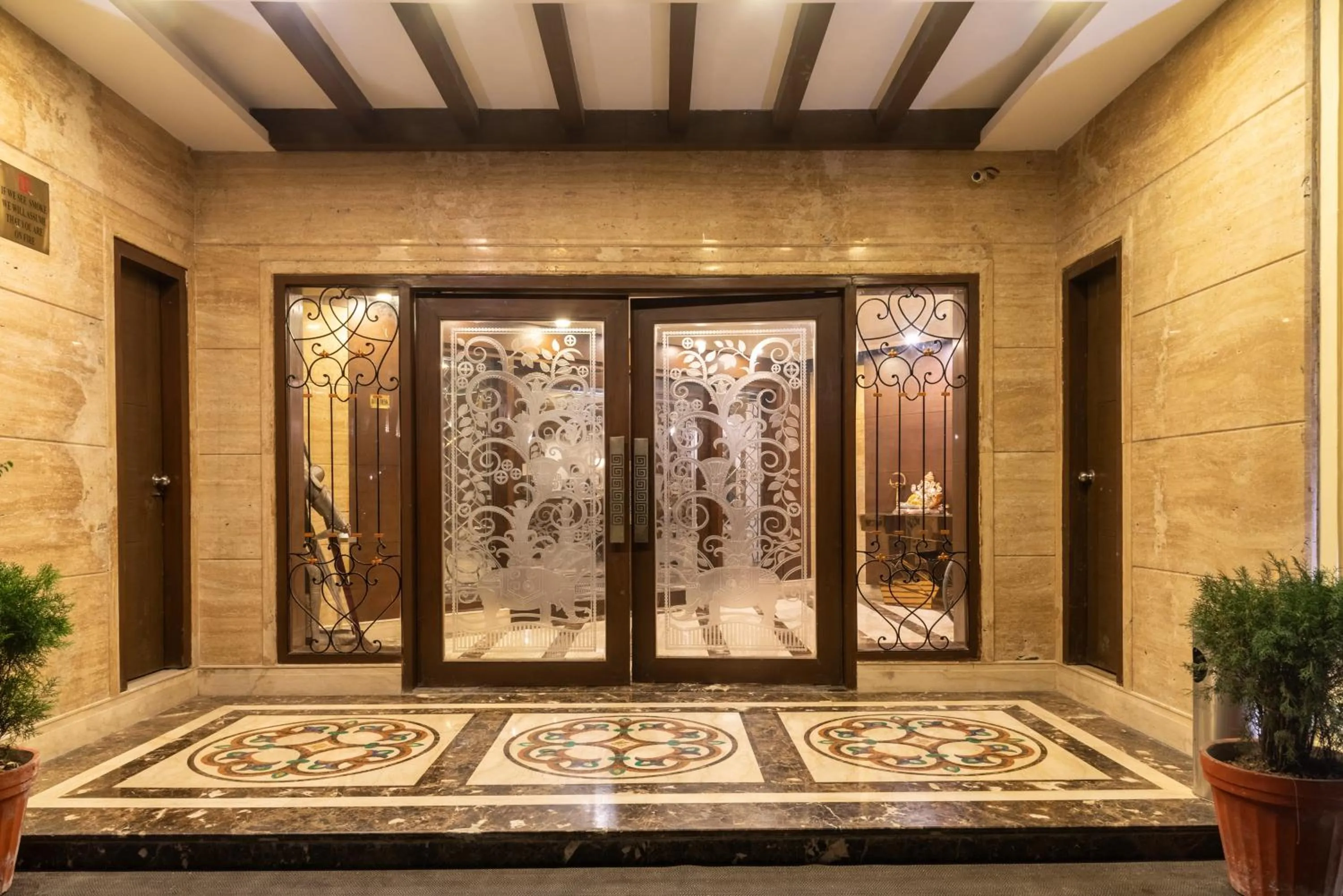 Lawrence Solitaire Resort, Mall road, Mussoorie