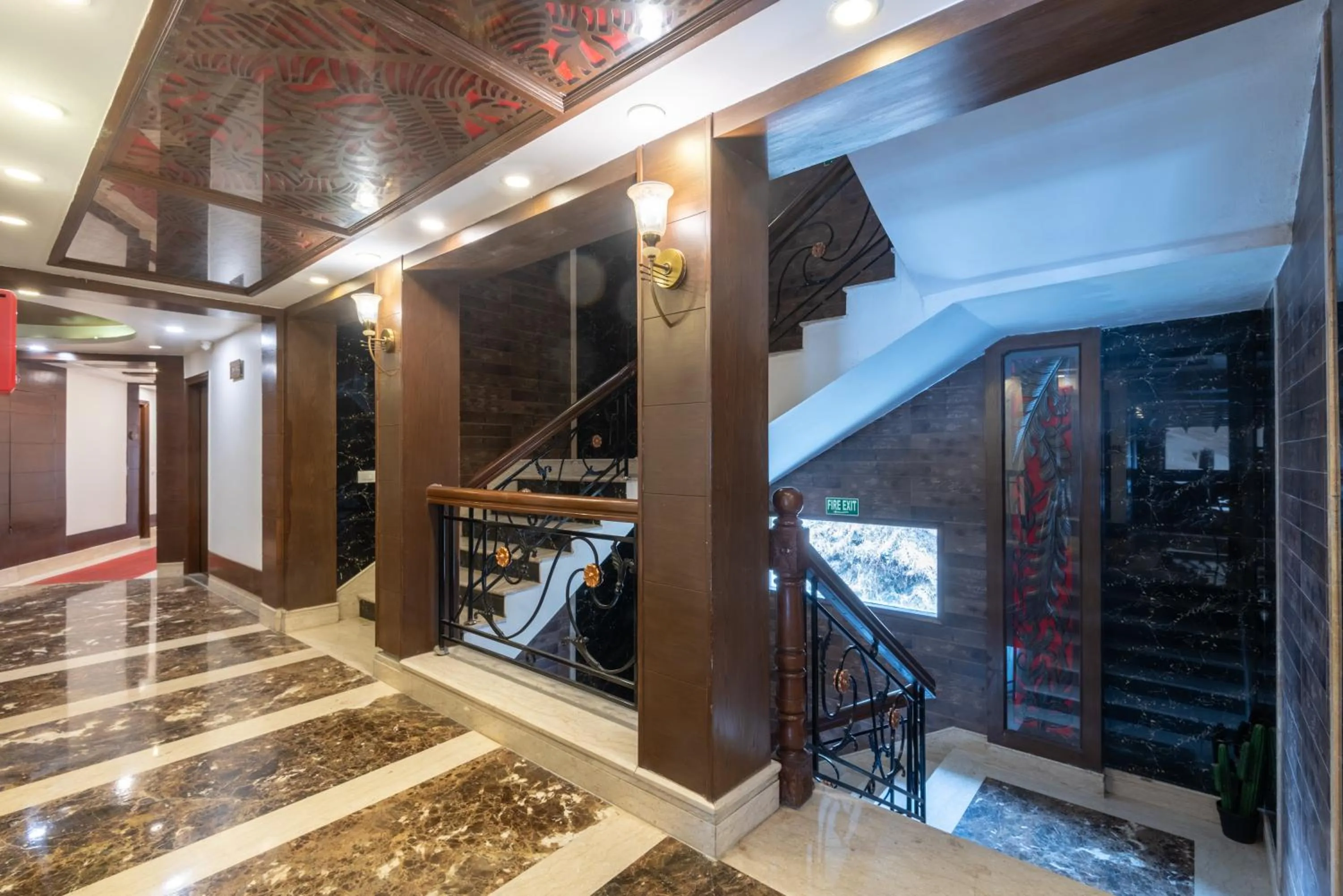 Lawrence Solitaire Resort, Mall road, Mussoorie