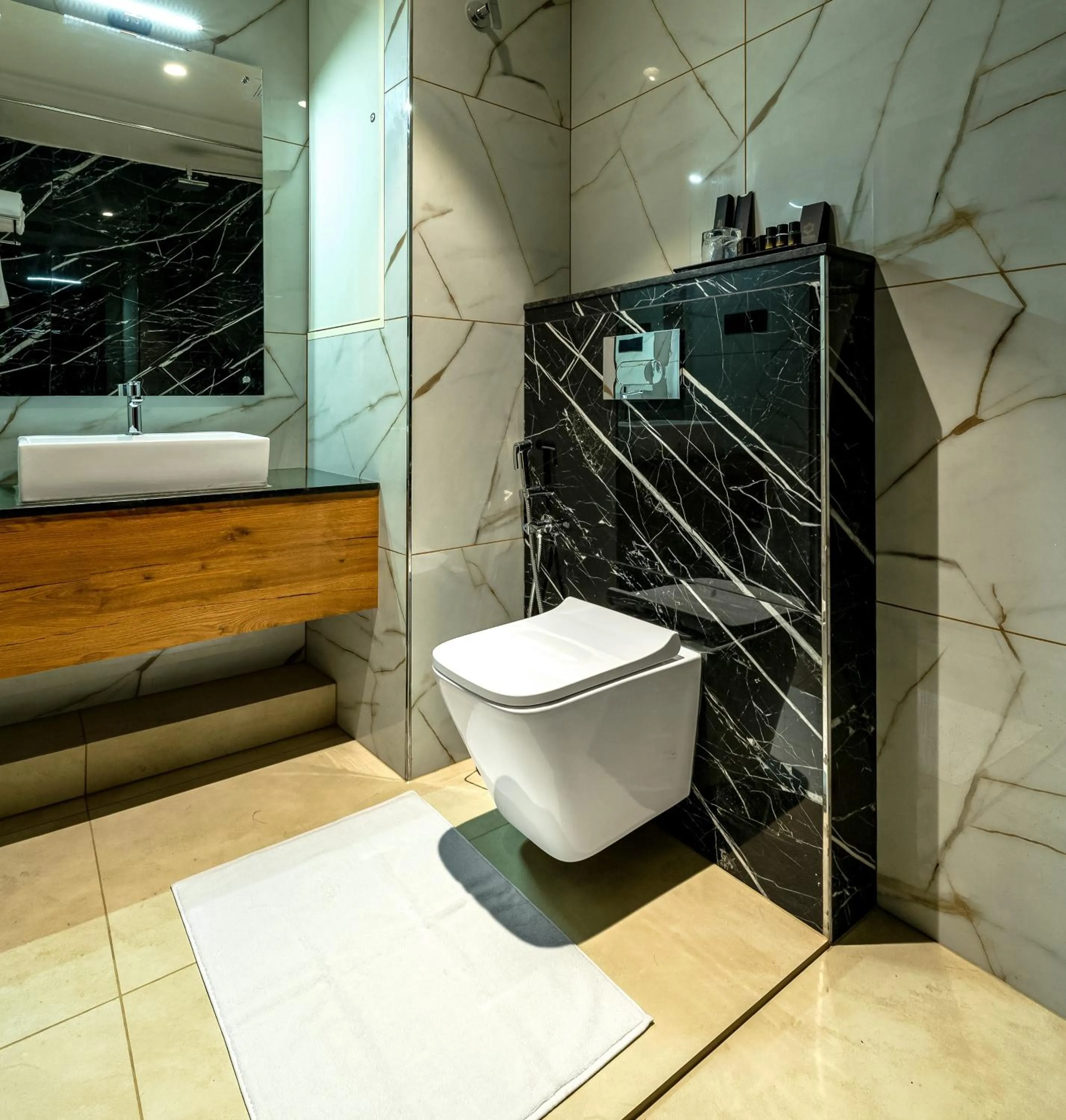 Toilet in ESPERO INN Malappuram