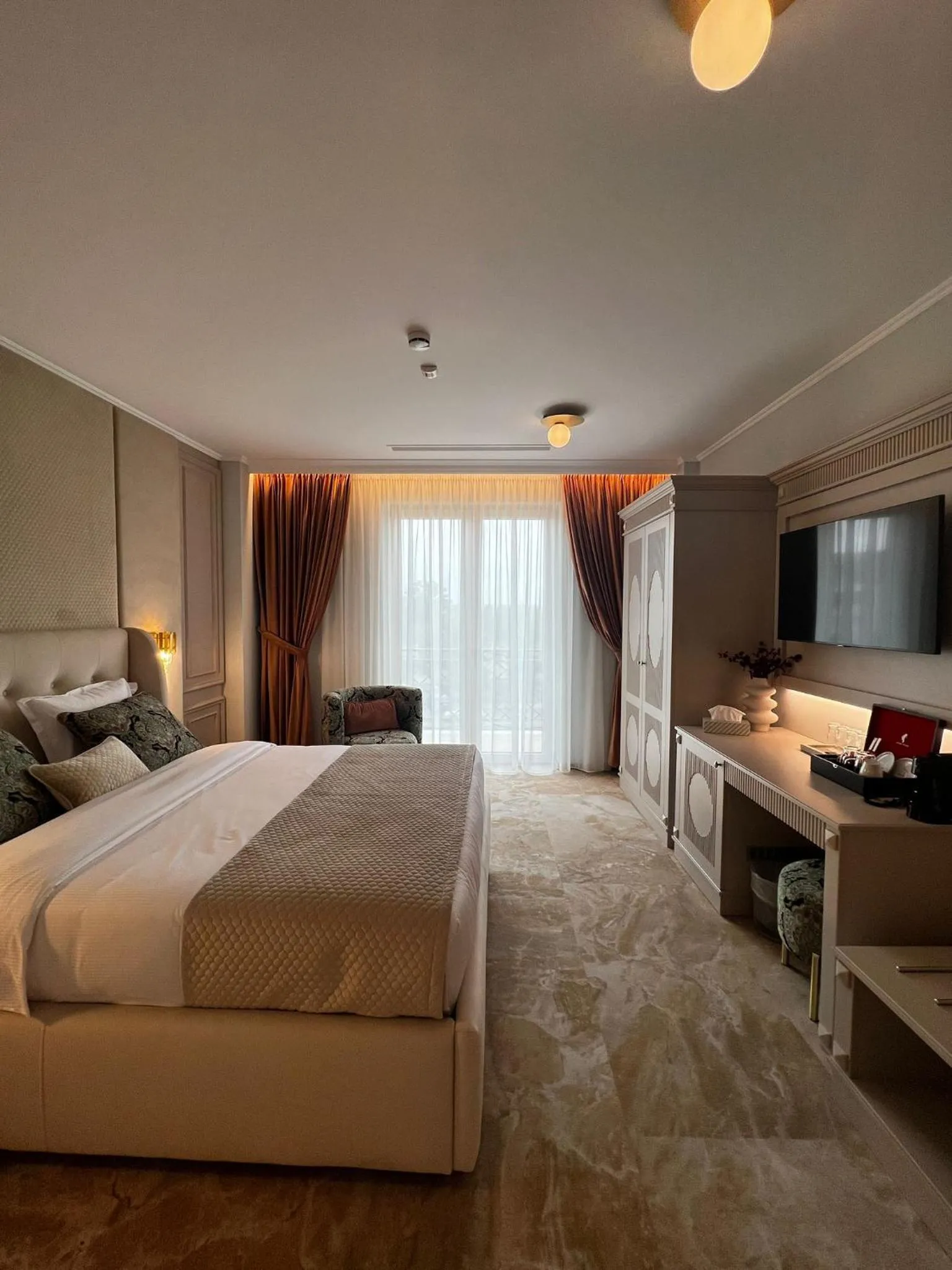 Bed in Boutique Hotel Balș