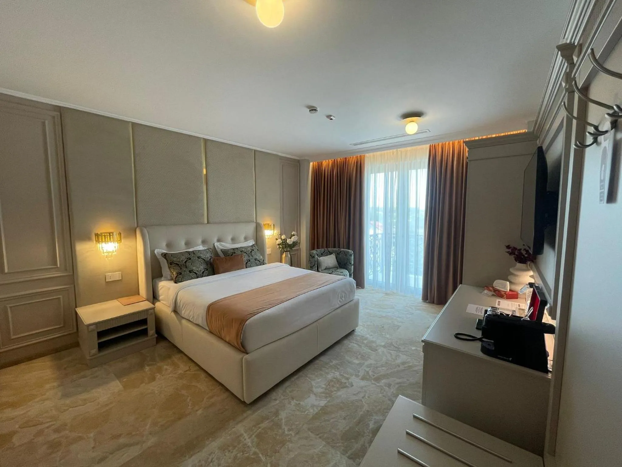 Photo of the whole room, Bed in Boutique Hotel Balș