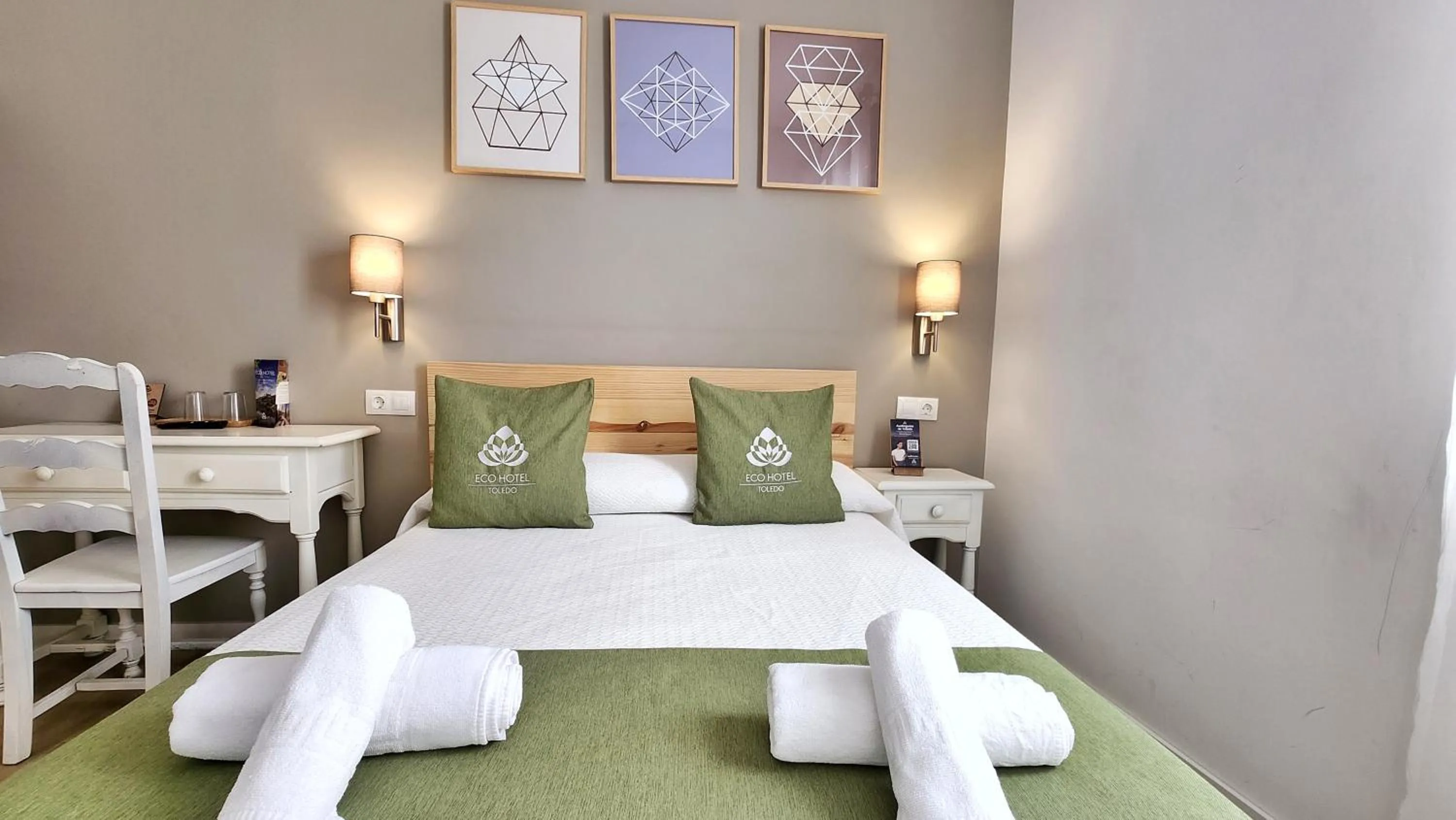 Bed in Eco Hotel Toledo