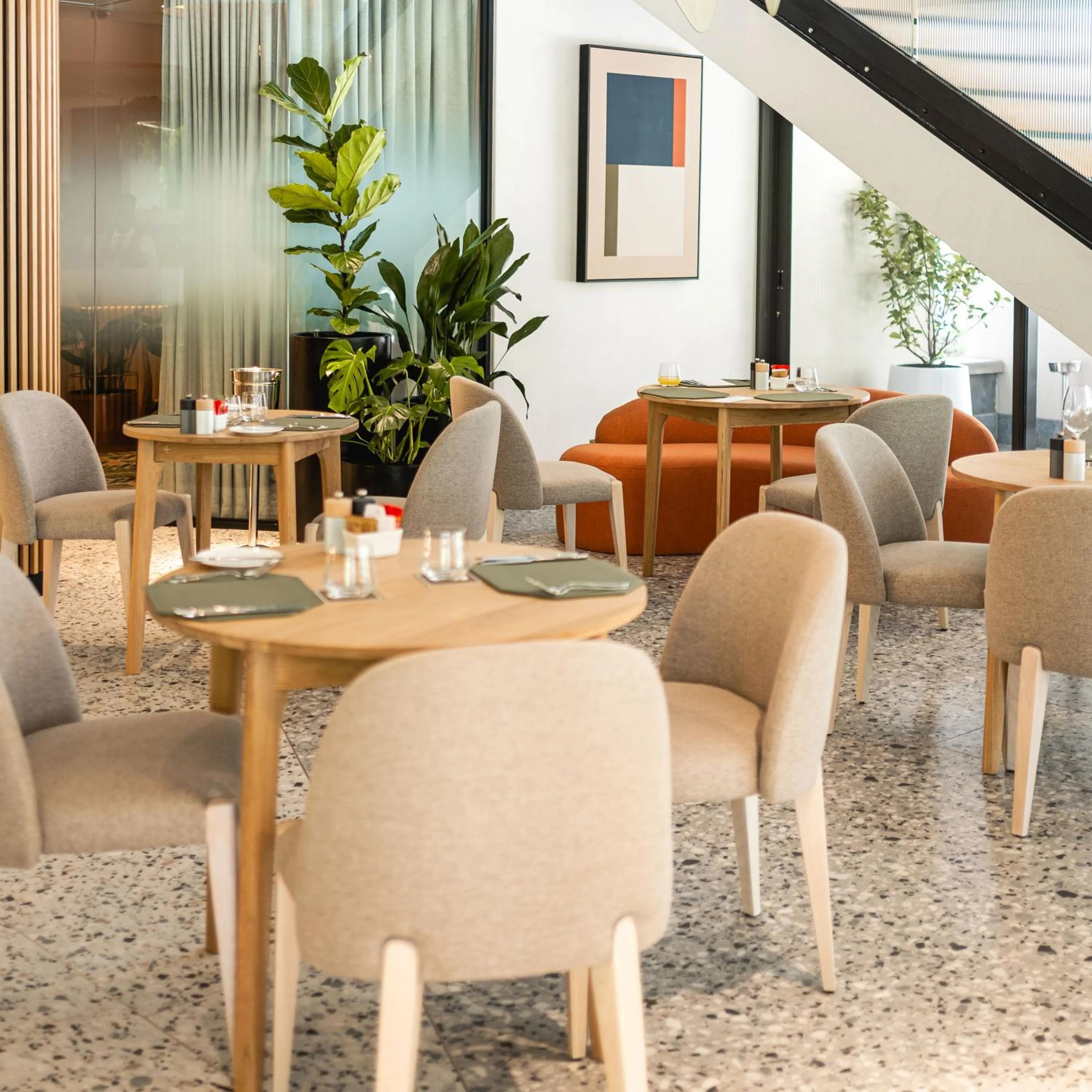 Restaurant/places to eat in Steyn City Hotel by Saxon