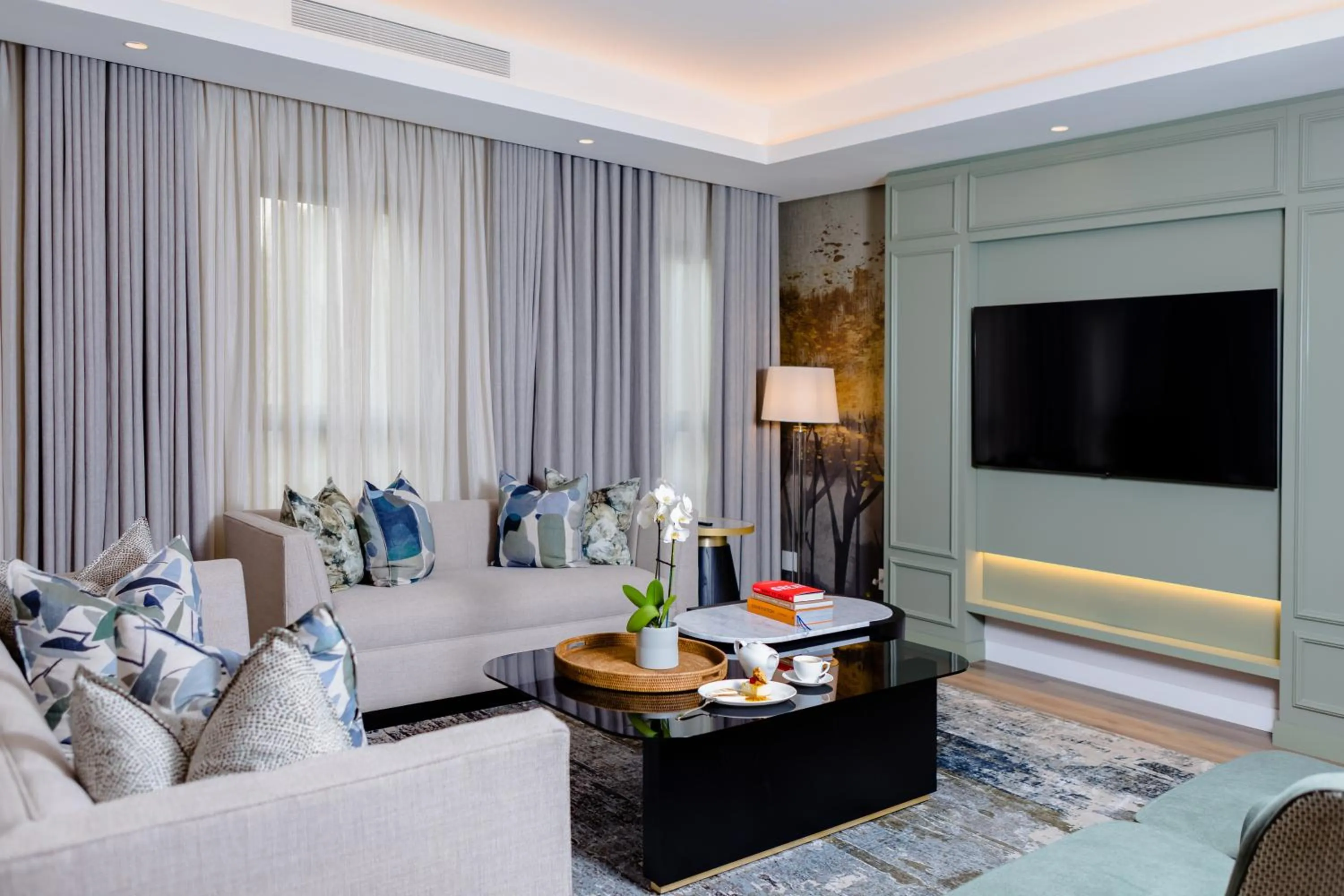 Living room in Steyn City Hotel by Saxon