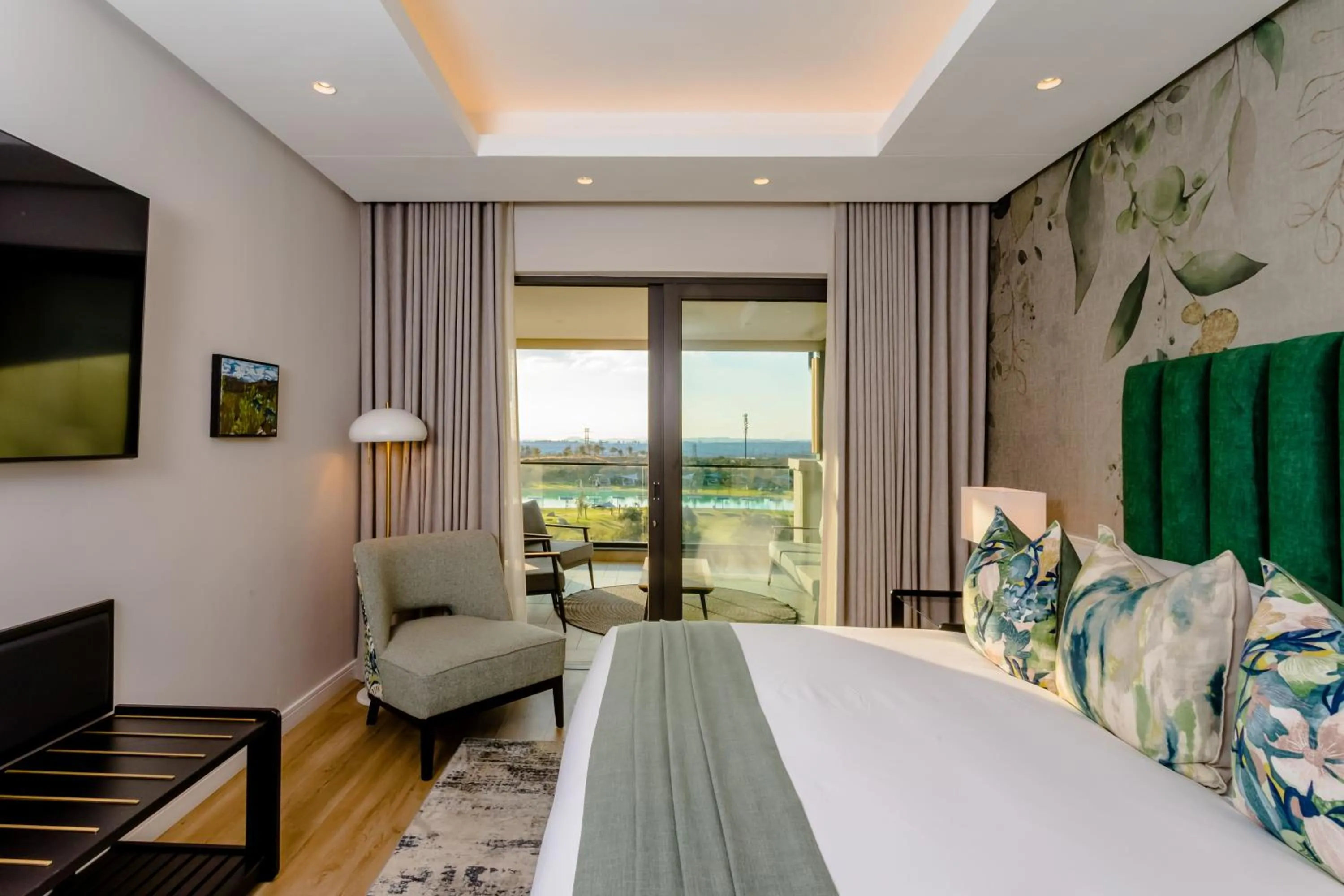 View (from property/room), Bed in Steyn City Hotel by Saxon