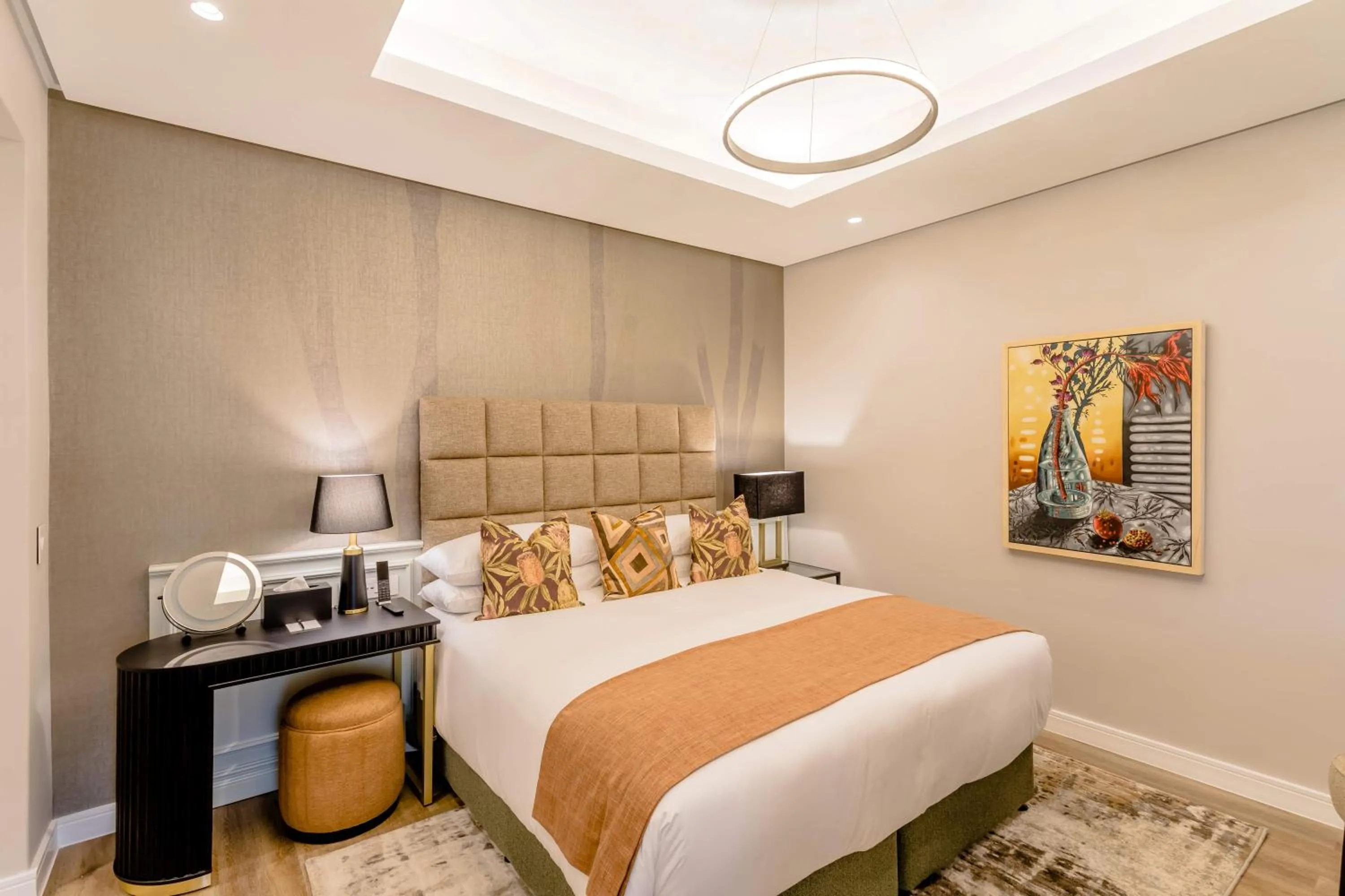 Bedroom, Bed in Steyn City Hotel by Saxon