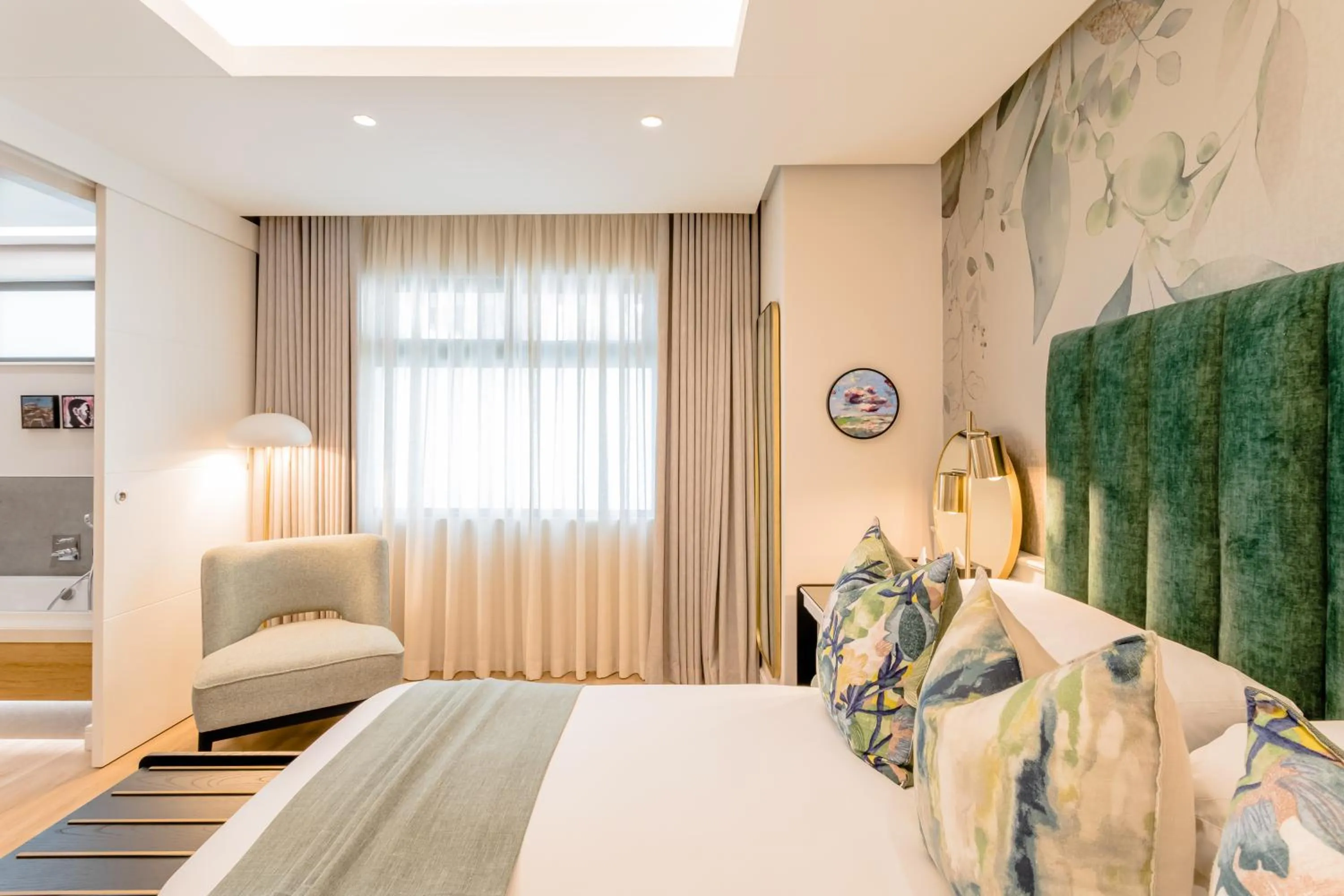 Bed in Steyn City Hotel by Saxon