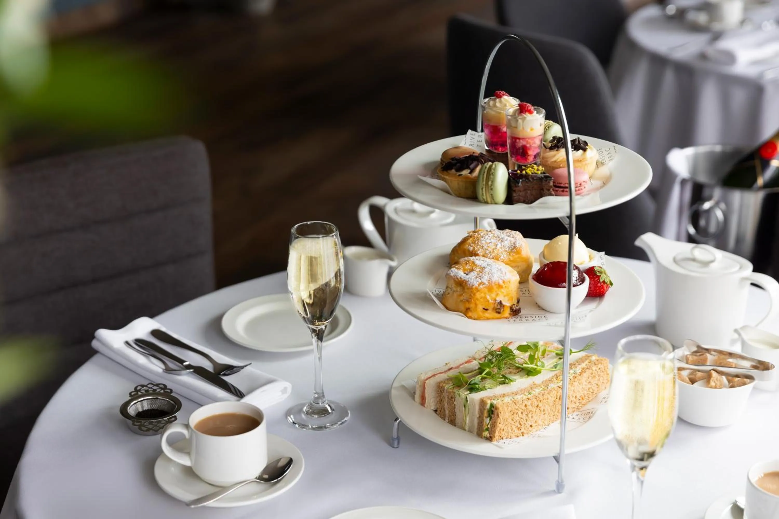 Restaurant/places to eat in Crowne Plaza Stratford-upon-Avon by IHG