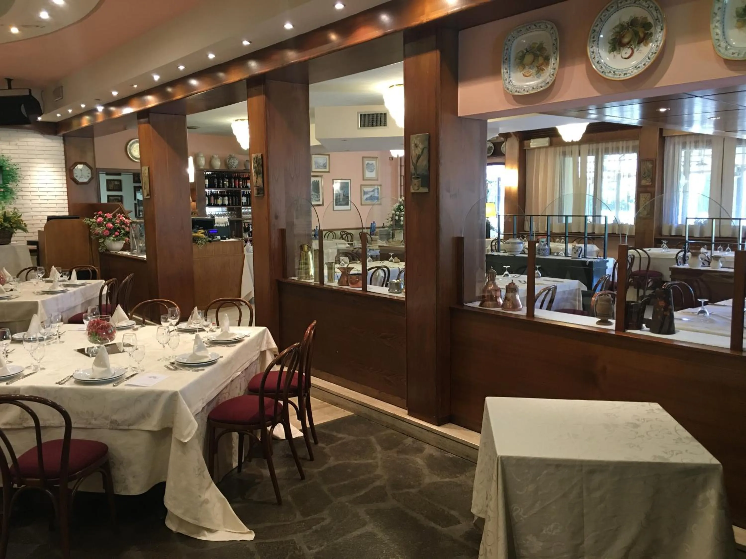 Restaurant/places to eat in Hotel Ristorante La Lanterna