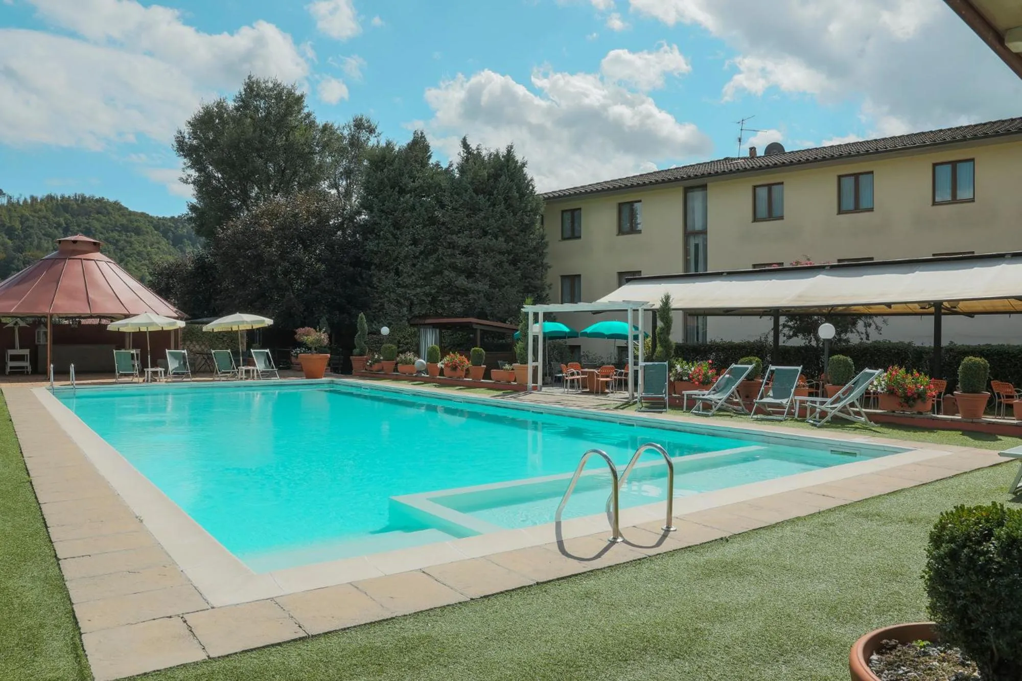 Swimming pool in Hotel Ristorante La Lanterna