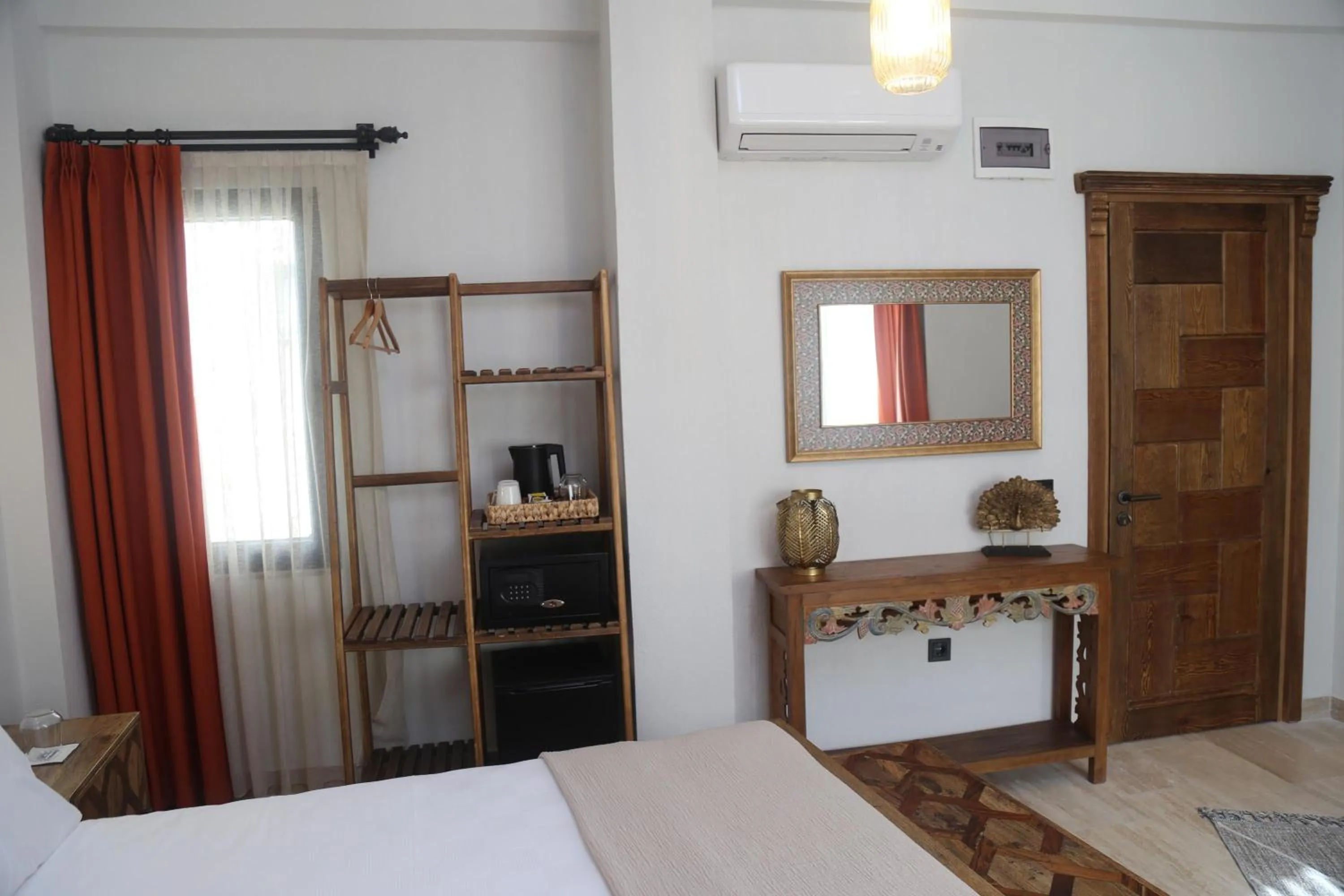 Photo of the whole room in Samadhi Alaçatı