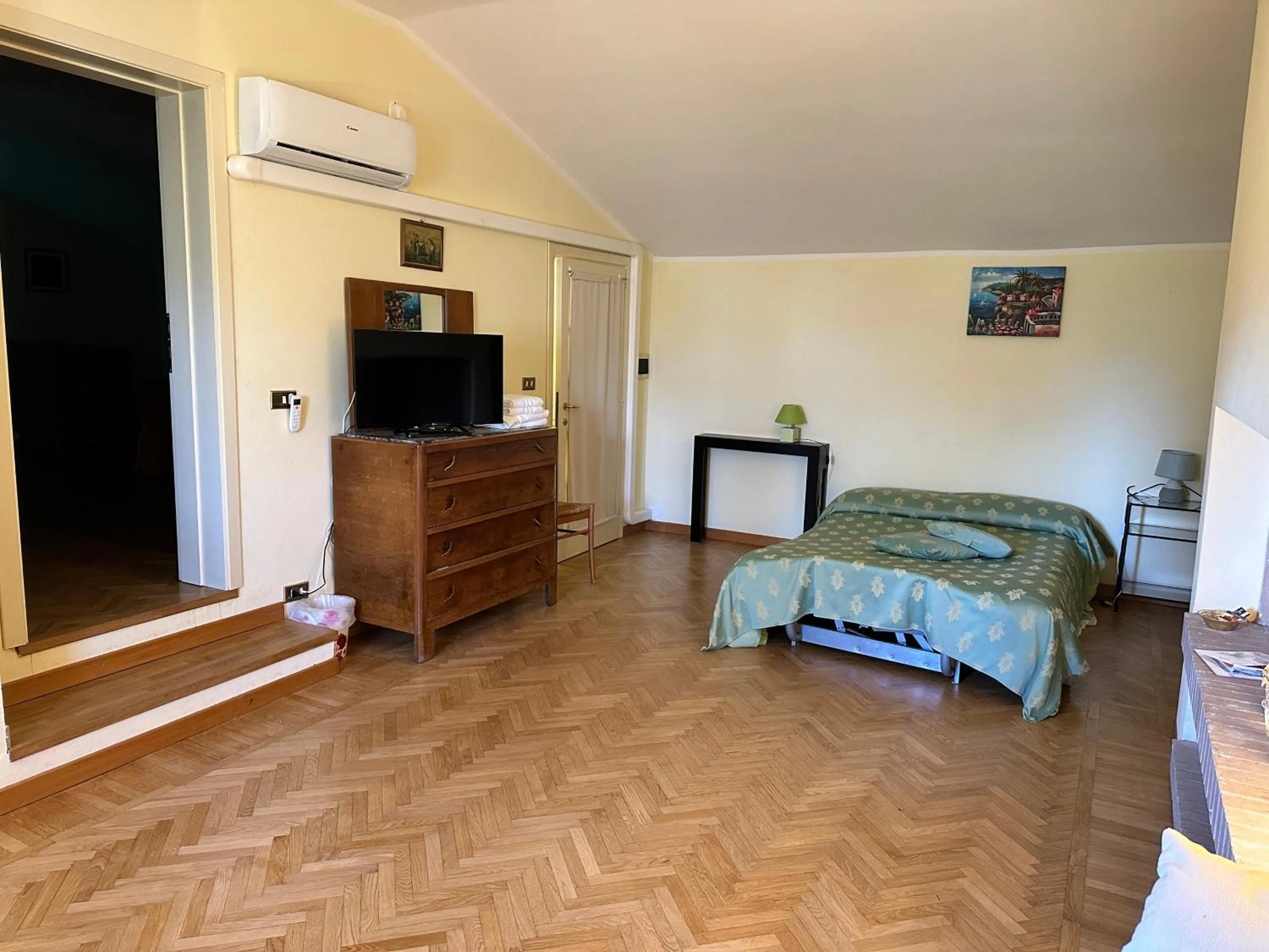 Bedroom, Bed in Villa Sargiano