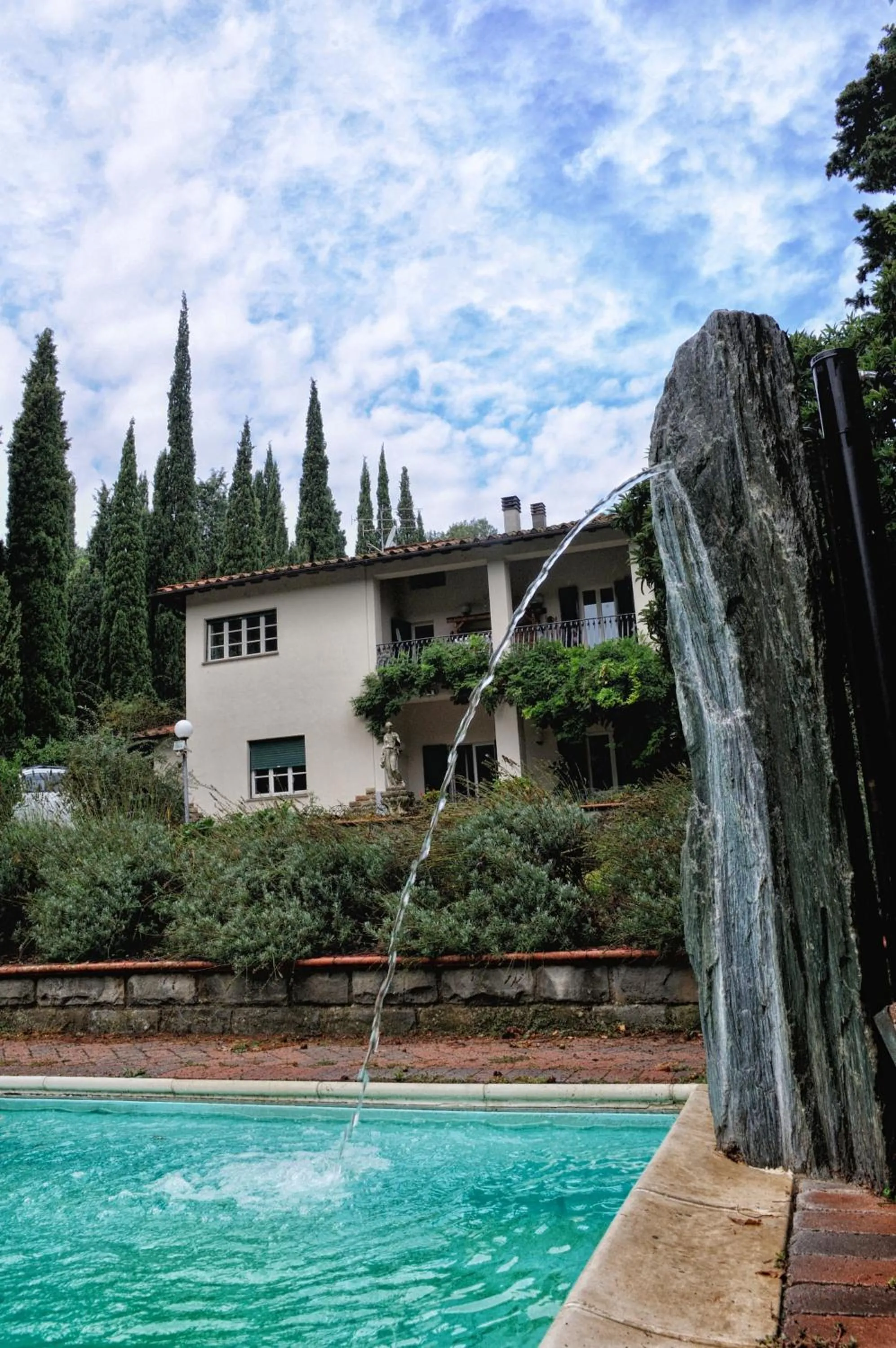 Facade/entrance in Villa Sargiano