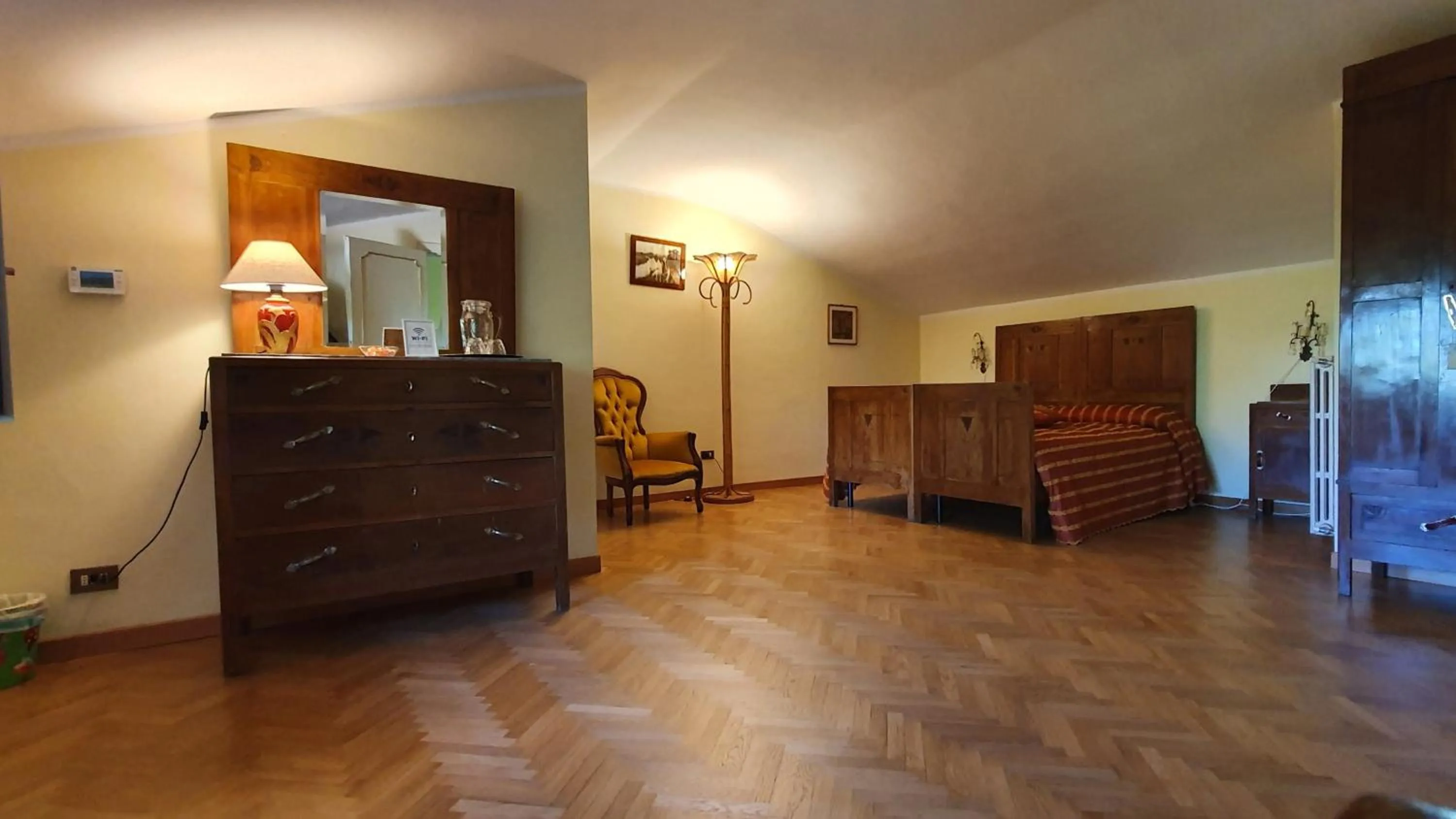 Photo of the whole room in Villa Sargiano