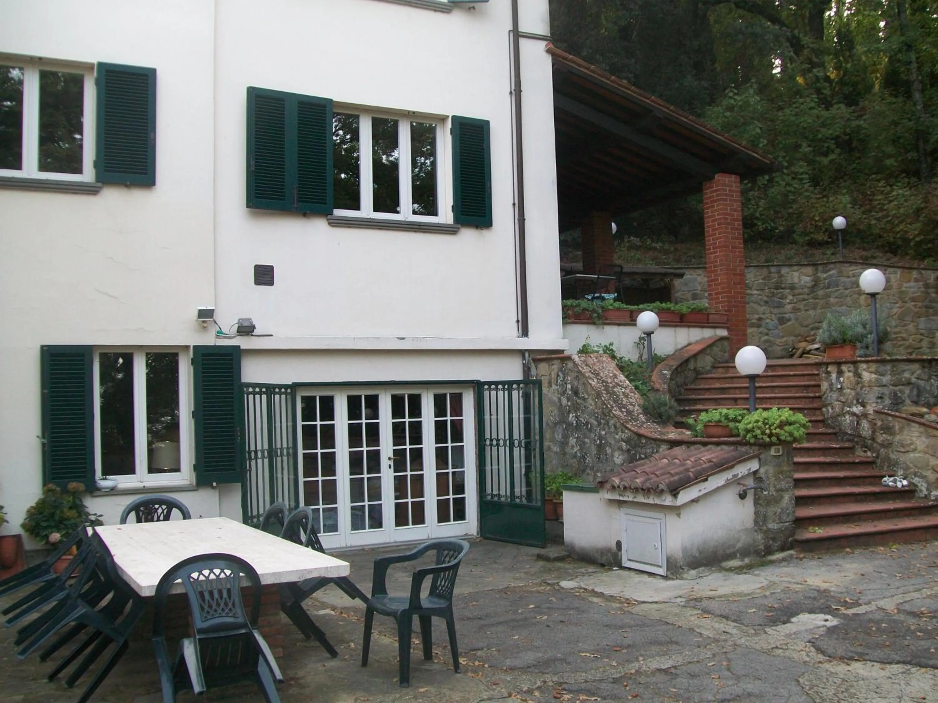 Photo of the whole room in Villa Sargiano