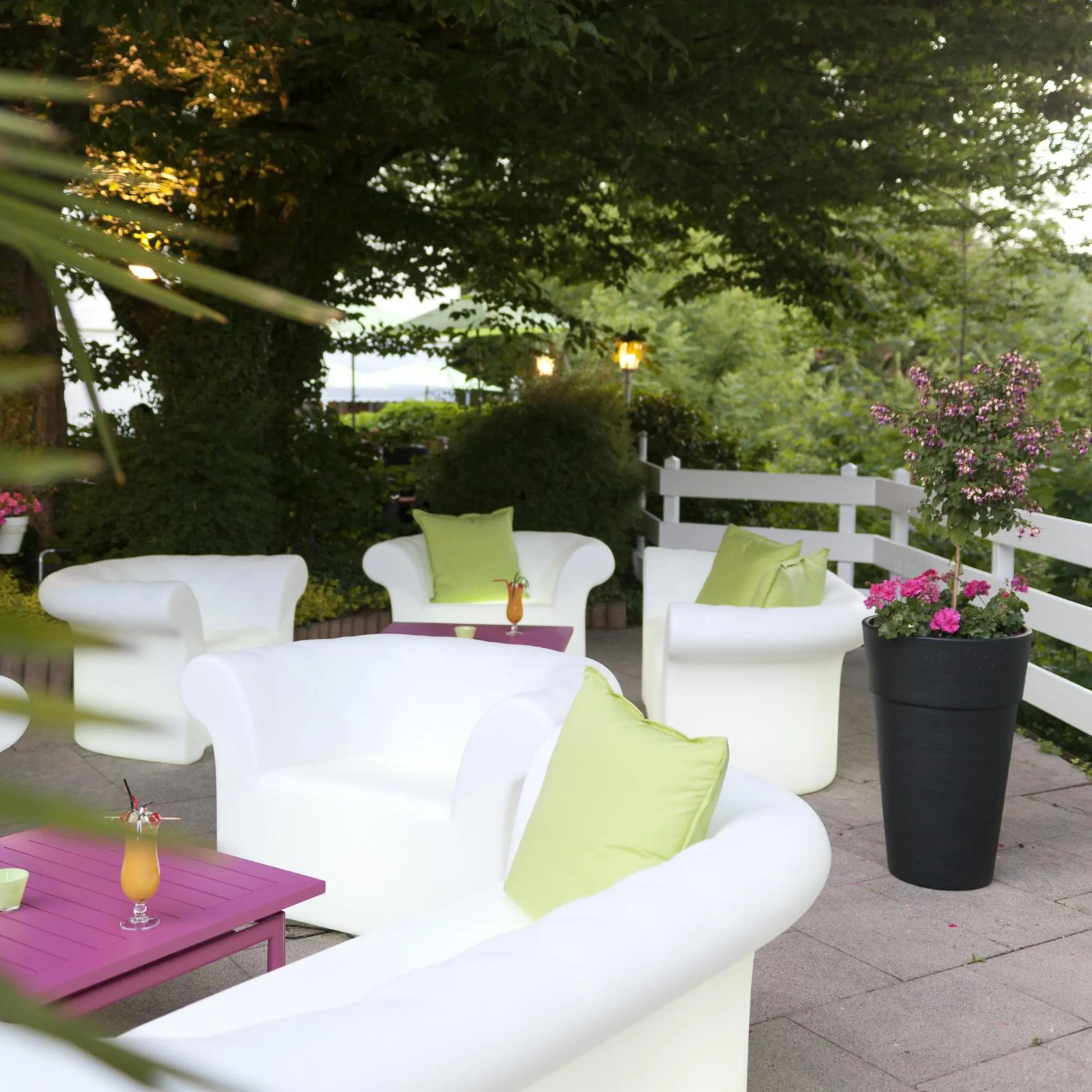 Patio in Hôtel Bellevue