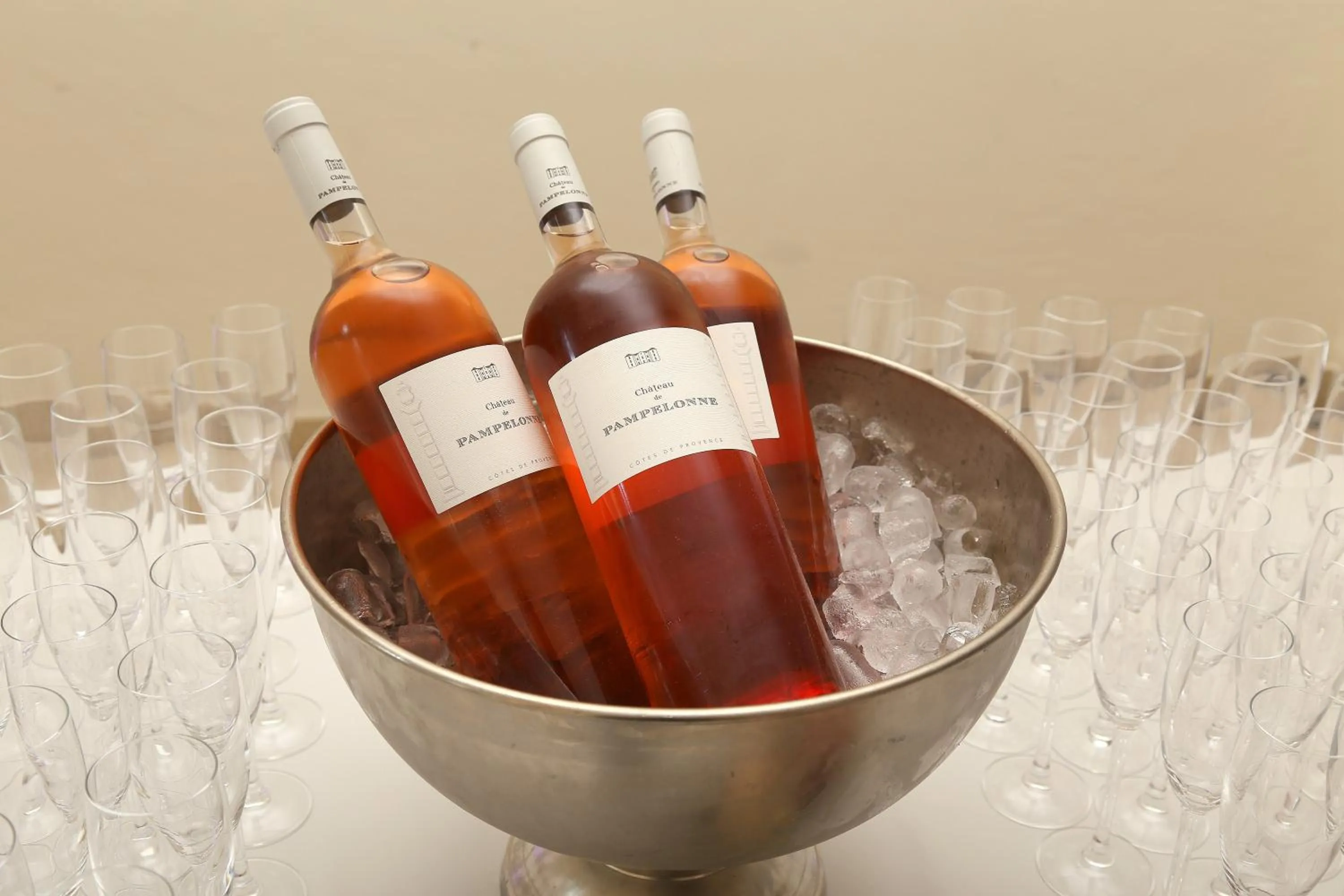 Alcoholic drinks in Hôtel Bellevue