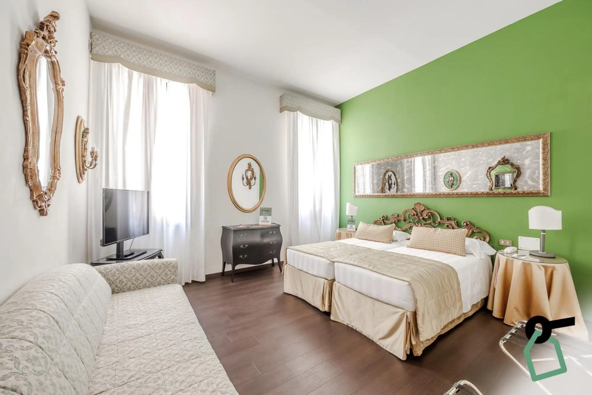 Photo of the whole room, Bed in HOTIDAY Room Collection - Venezia Santa Lucia