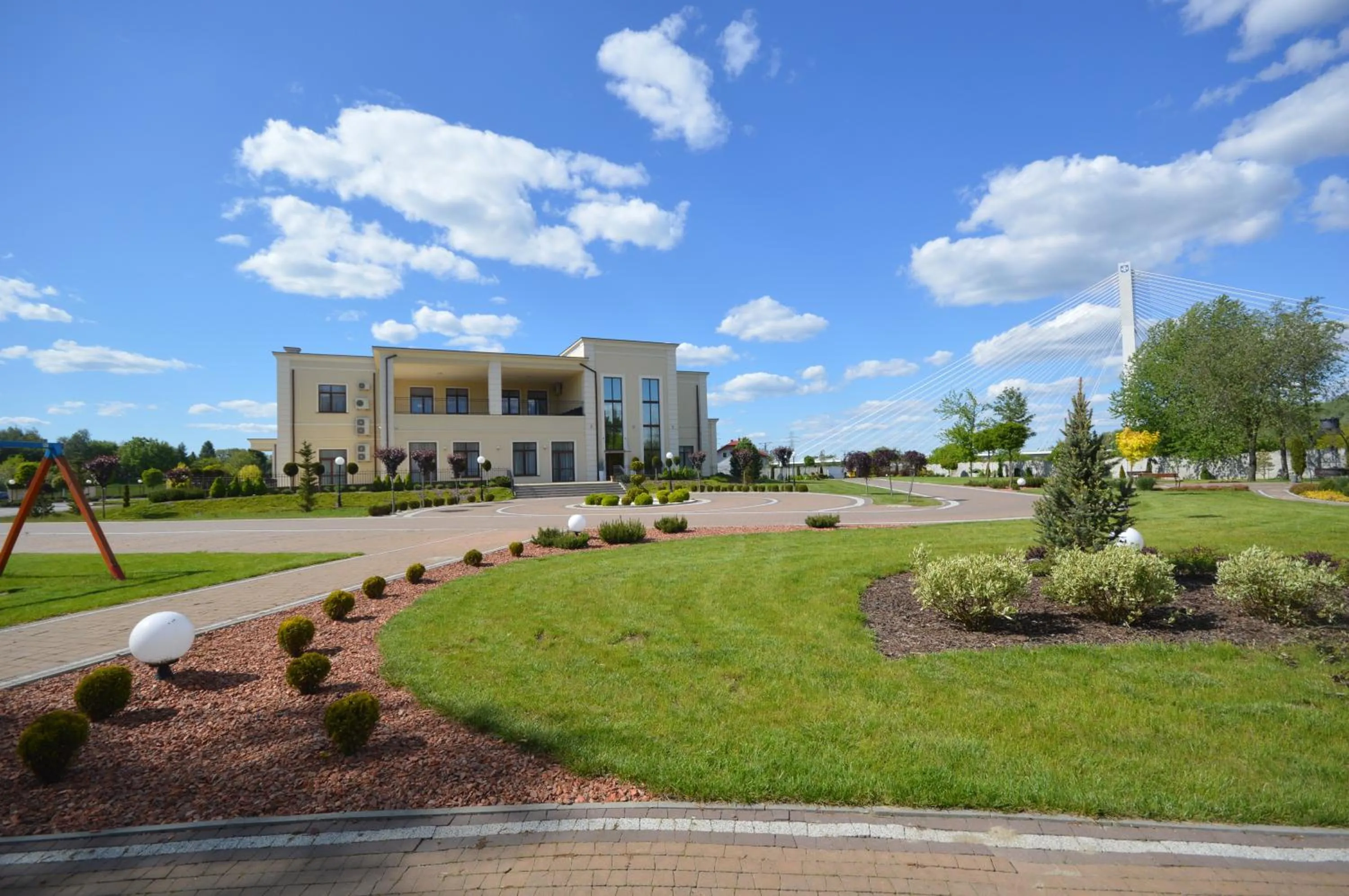 Property building in Alabaster Rezydencja