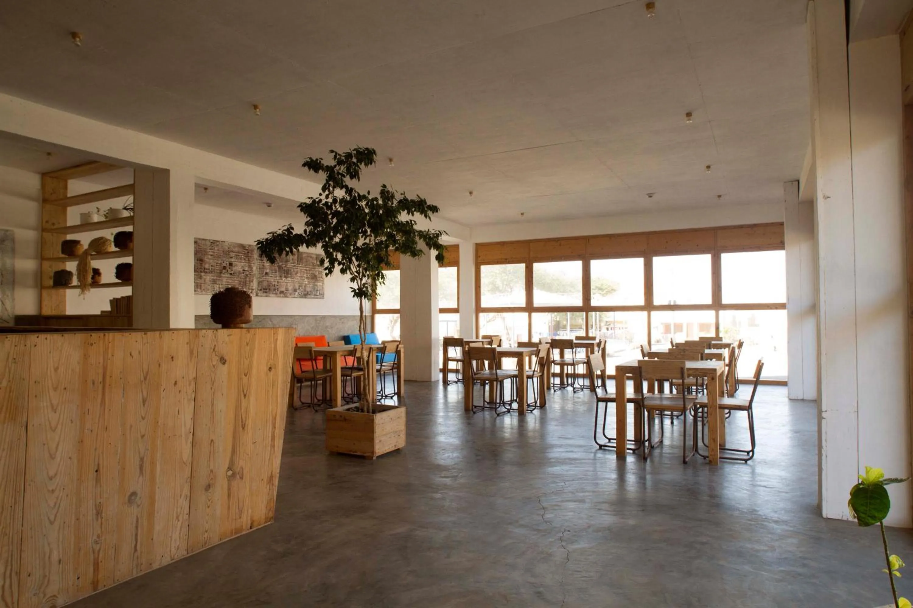 Communal lounge/ TV room in Aquiles Eco Hotel