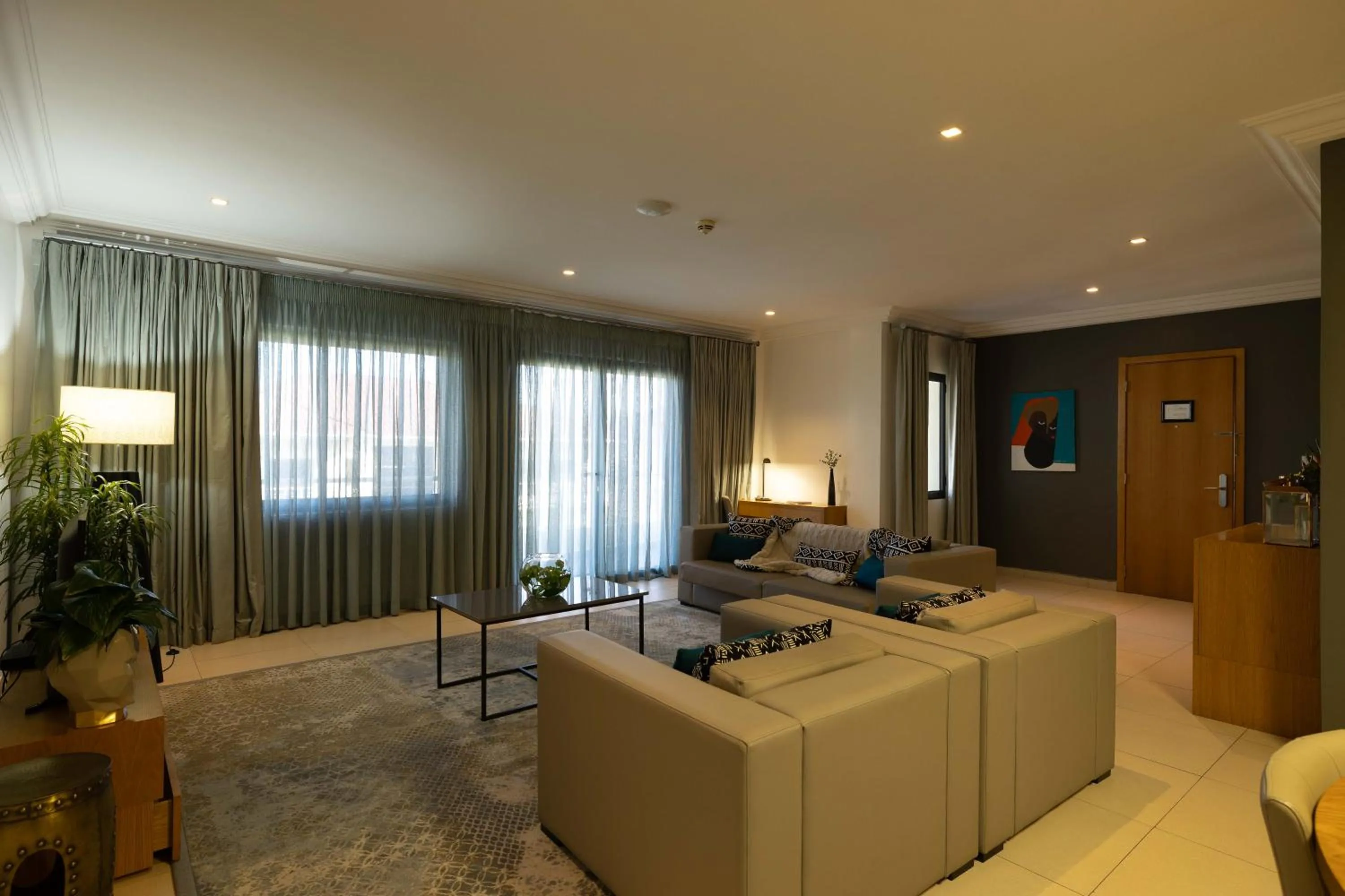 TV and multimedia in Fiesta Residences Boutique Hotel and Serviced Apartments.