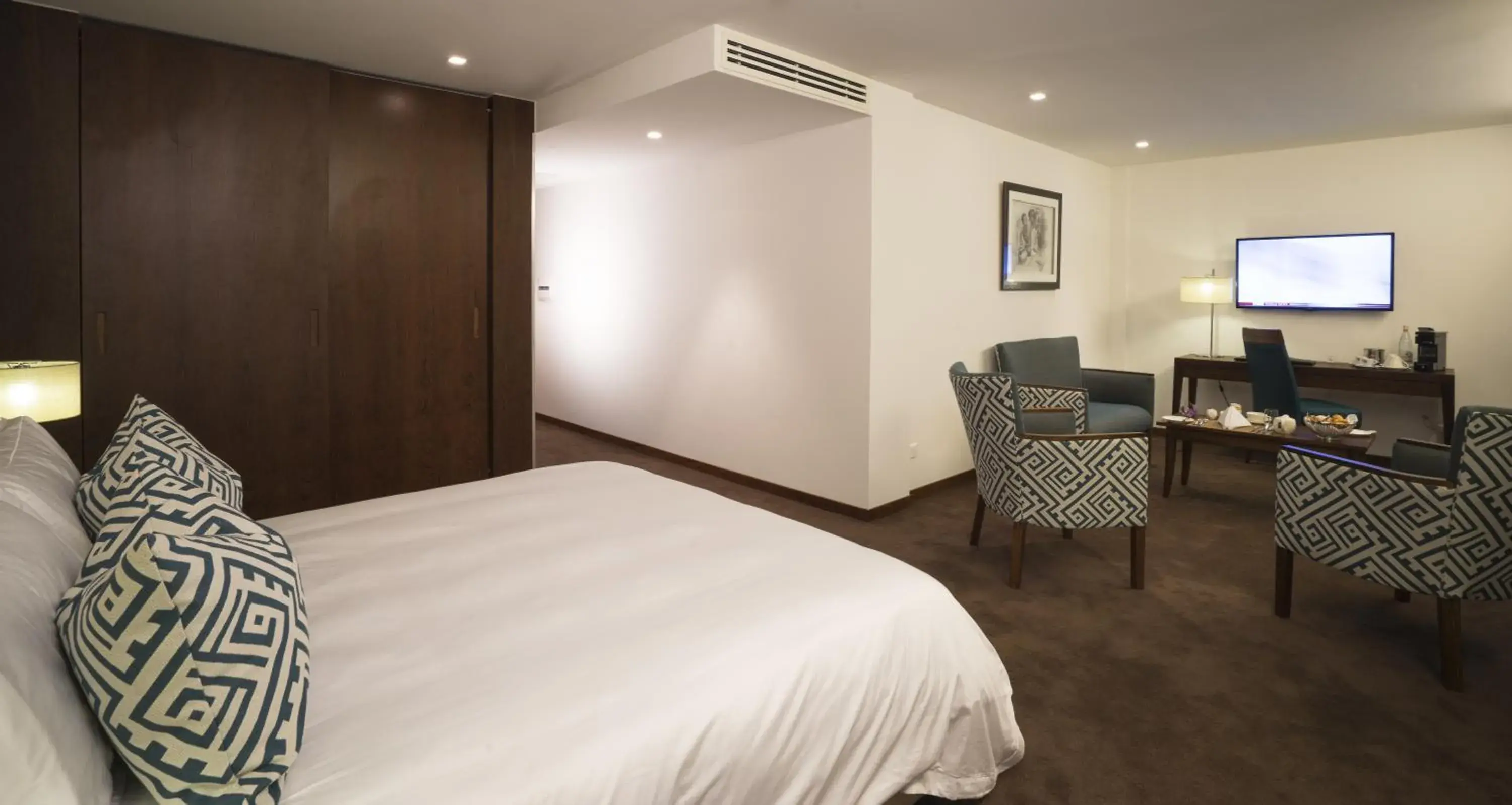 Luxury Double Room - single occupancy in Fiesta Residences Boutique Hotel and Serviced Apartments. Luxury Double Room - single occupancy in Fiesta Residences Boutique Hotel and Serviced Apartments.
