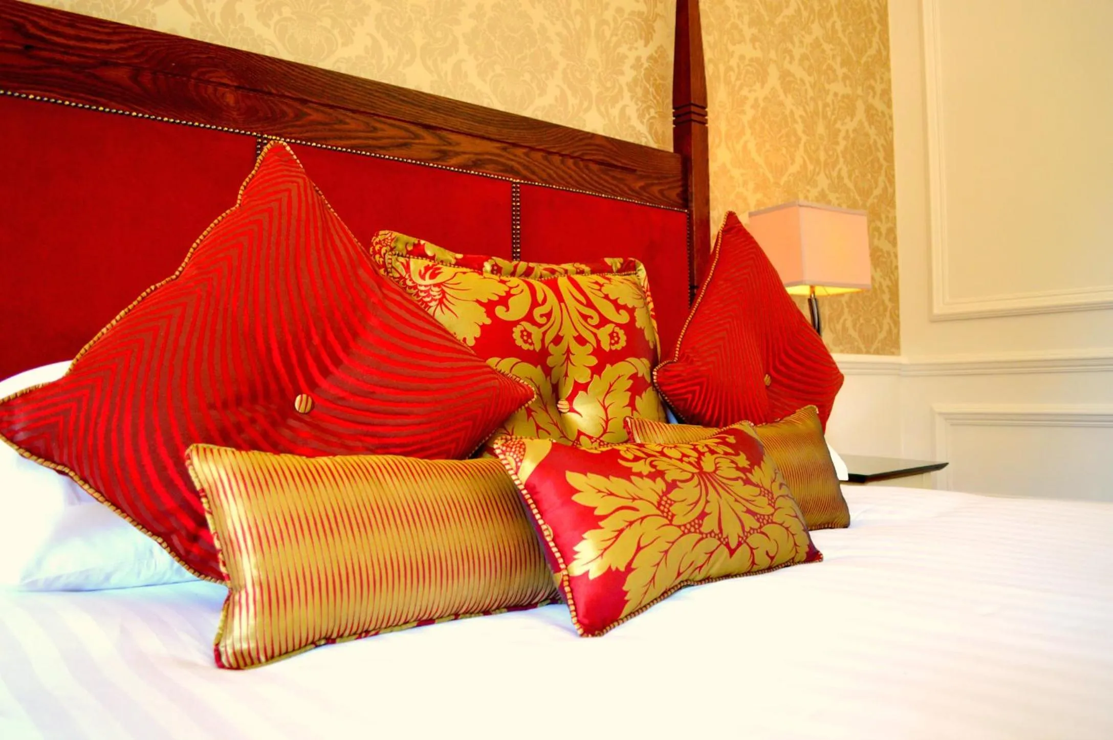 Bedroom, Bed in Albrighton Hall Hotel and Spa, a member of Radisson Individuals