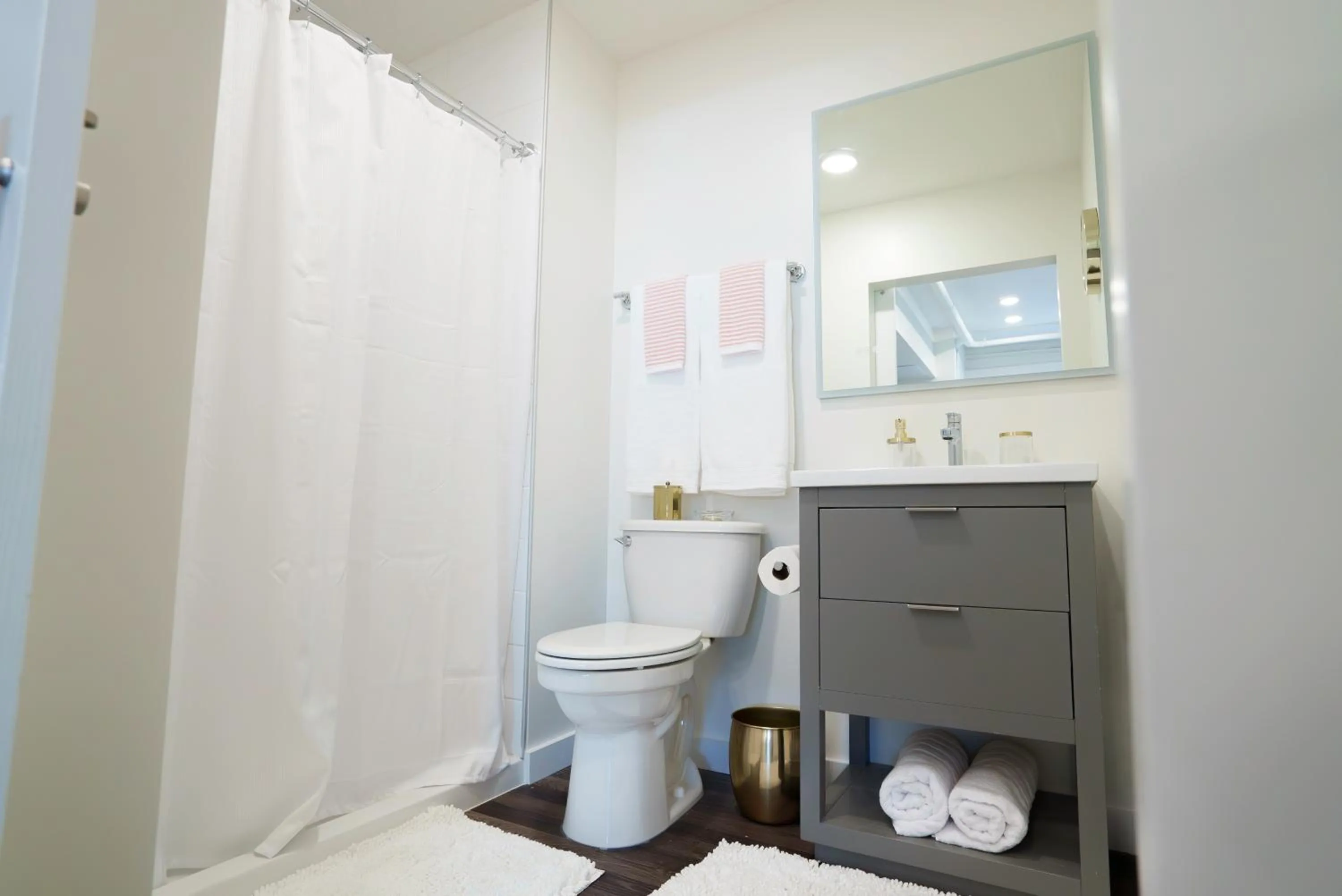 Toilet in The Standard Downtown Columbus