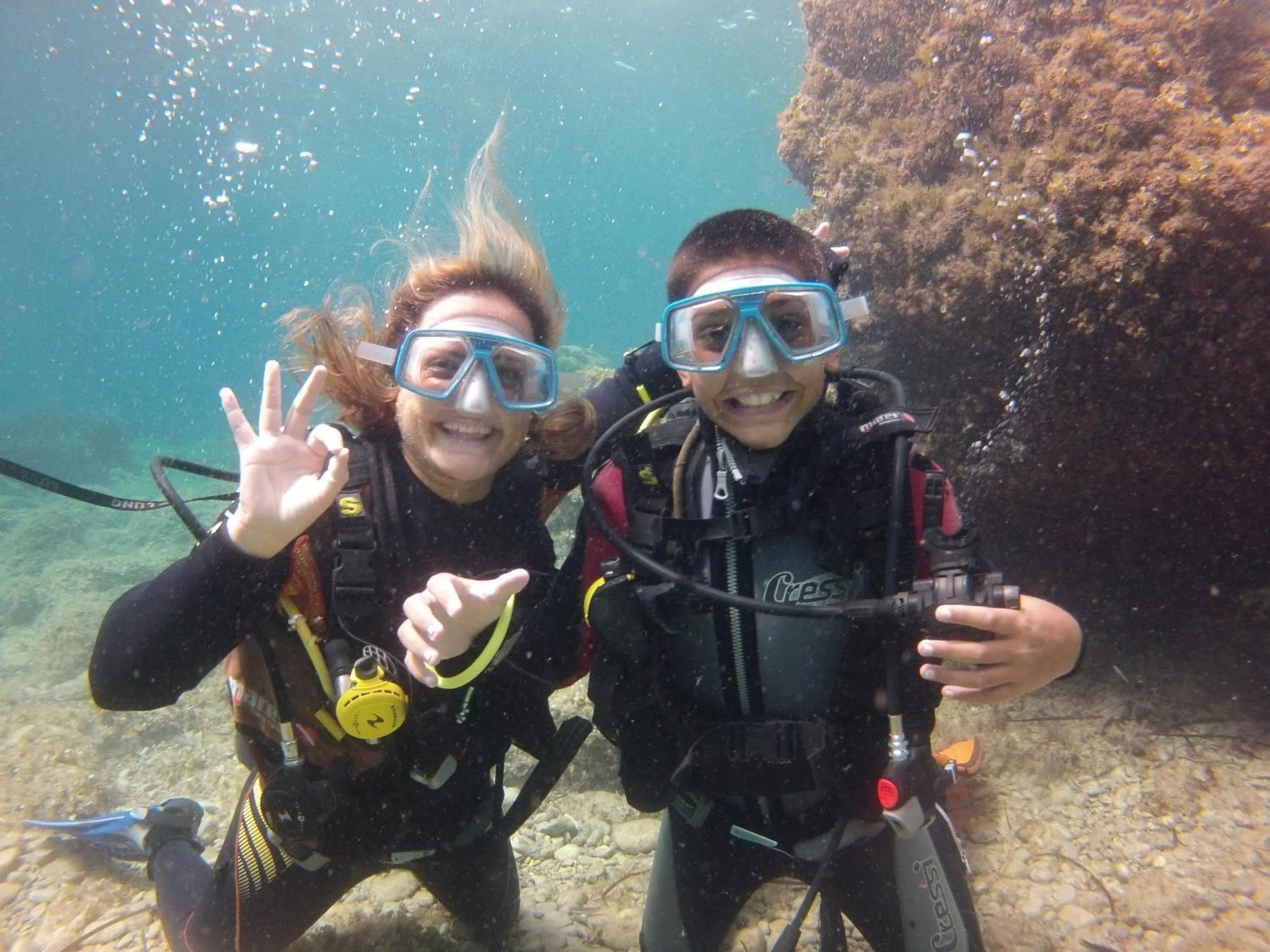 Diving in FERGUS Club Carema Splash