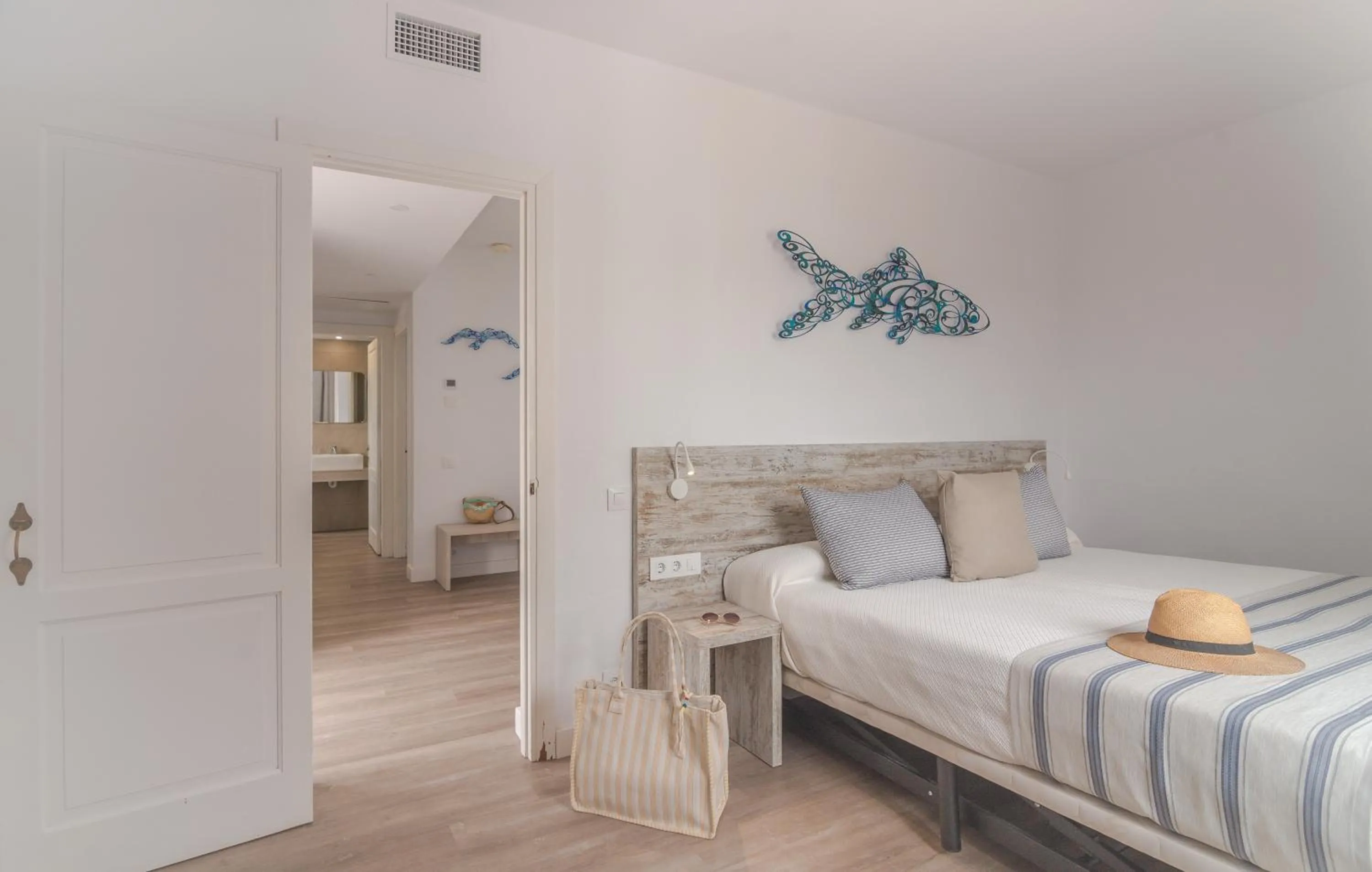 Bedroom, Bed in FERGUS Club Carema Splash