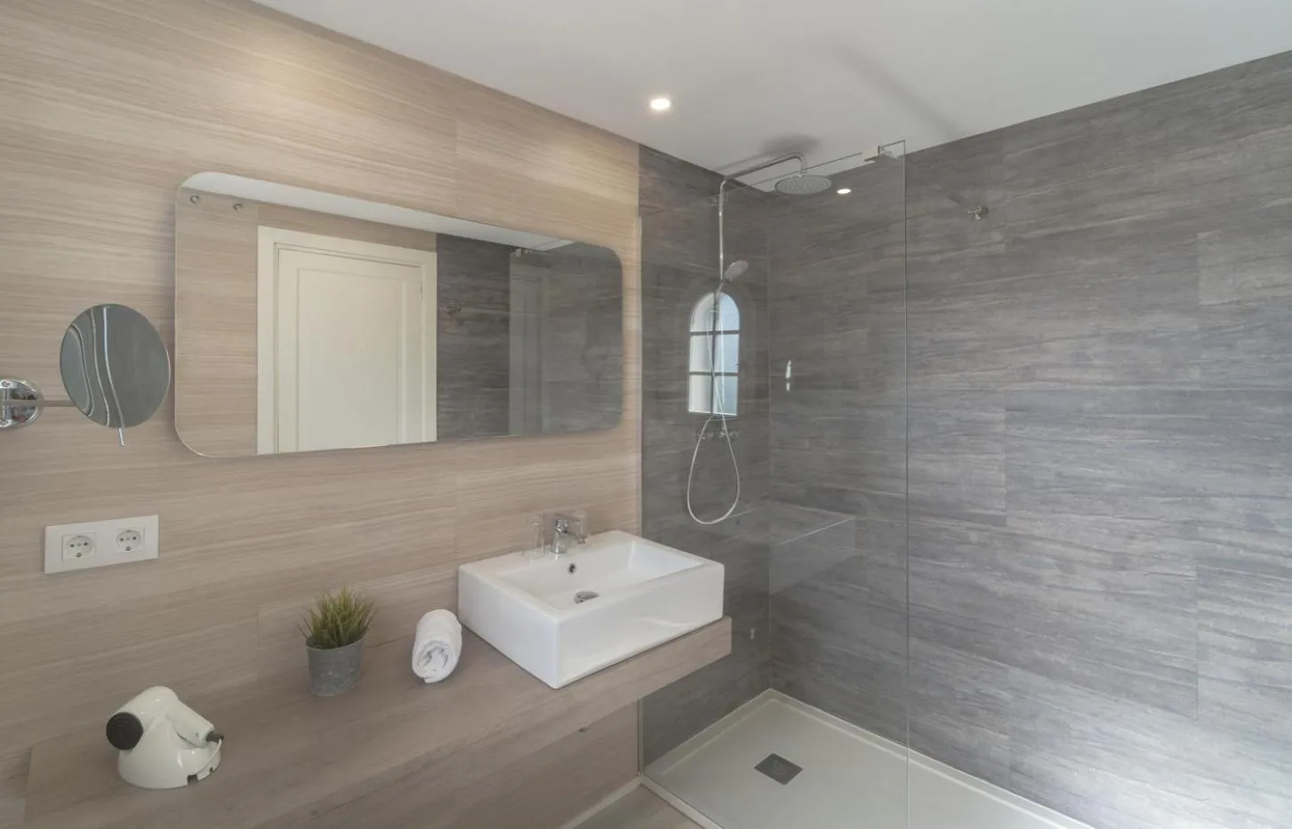 Bathroom in FERGUS Club Carema Splash