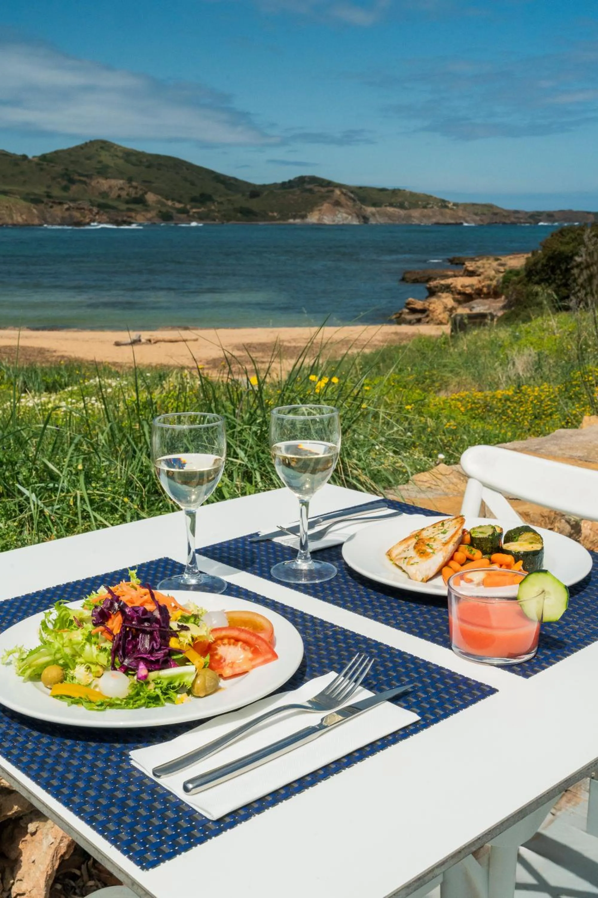 Restaurant/places to eat in FERGUS Club Carema Splash