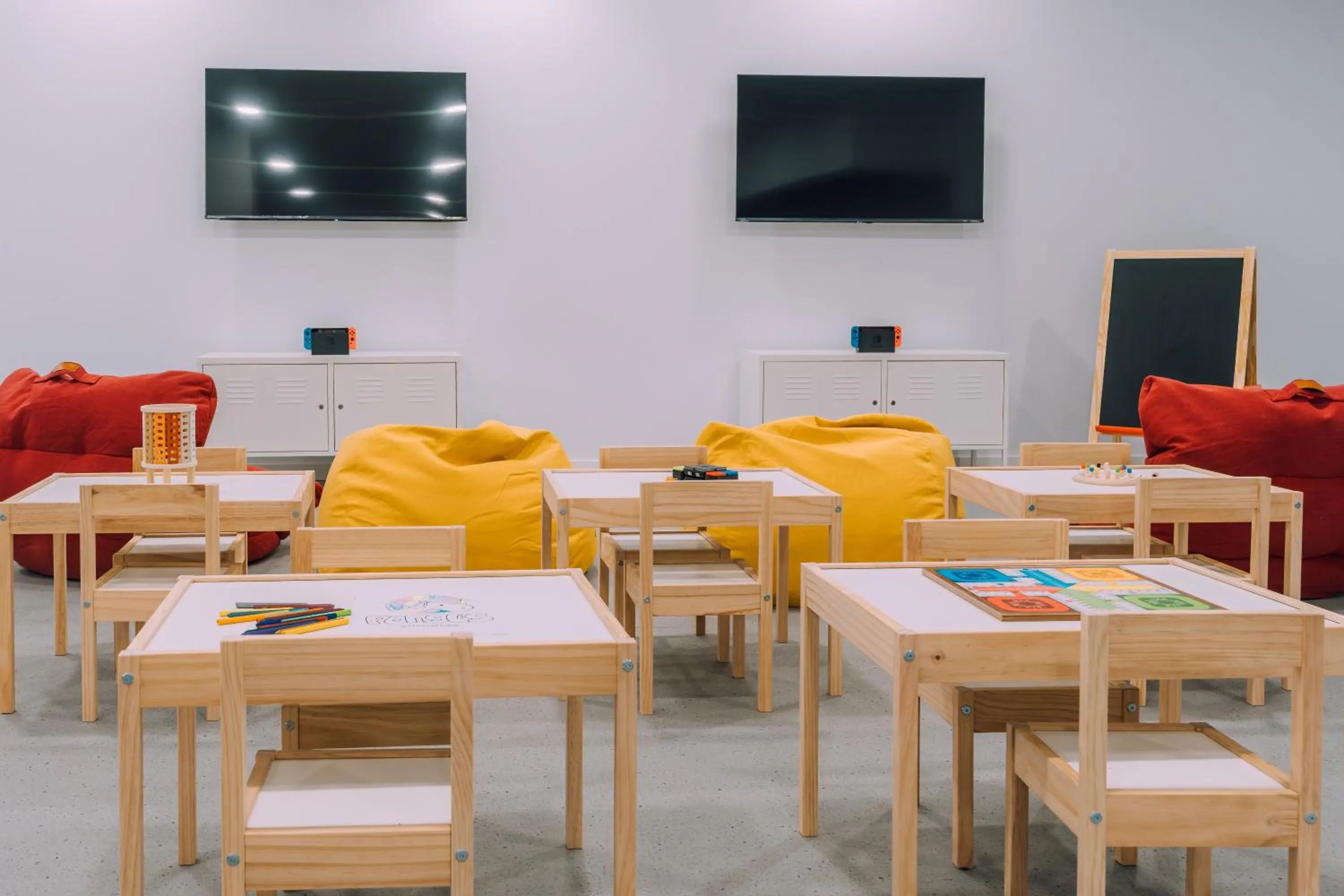 Game Room in FERGUS Club Carema Splash