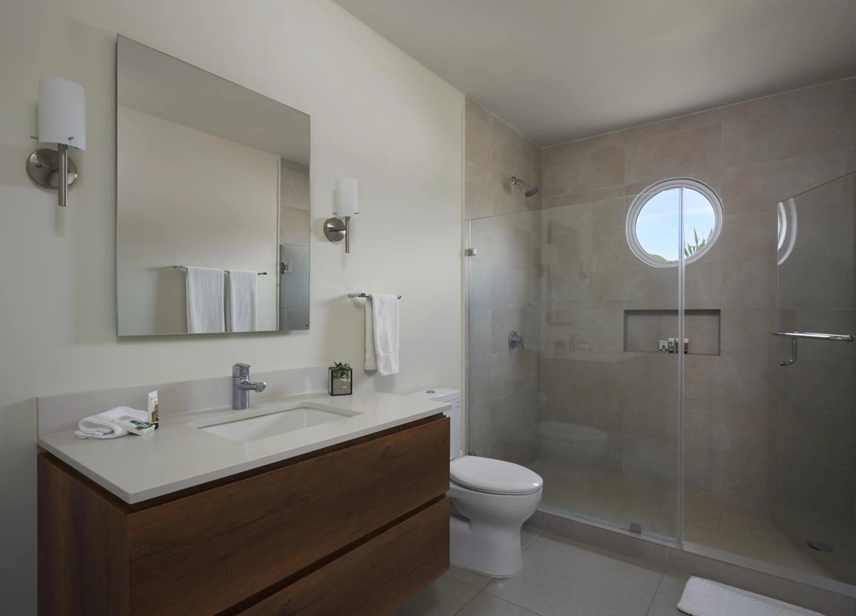 Toilet in Villa Marina Lodge & Condos