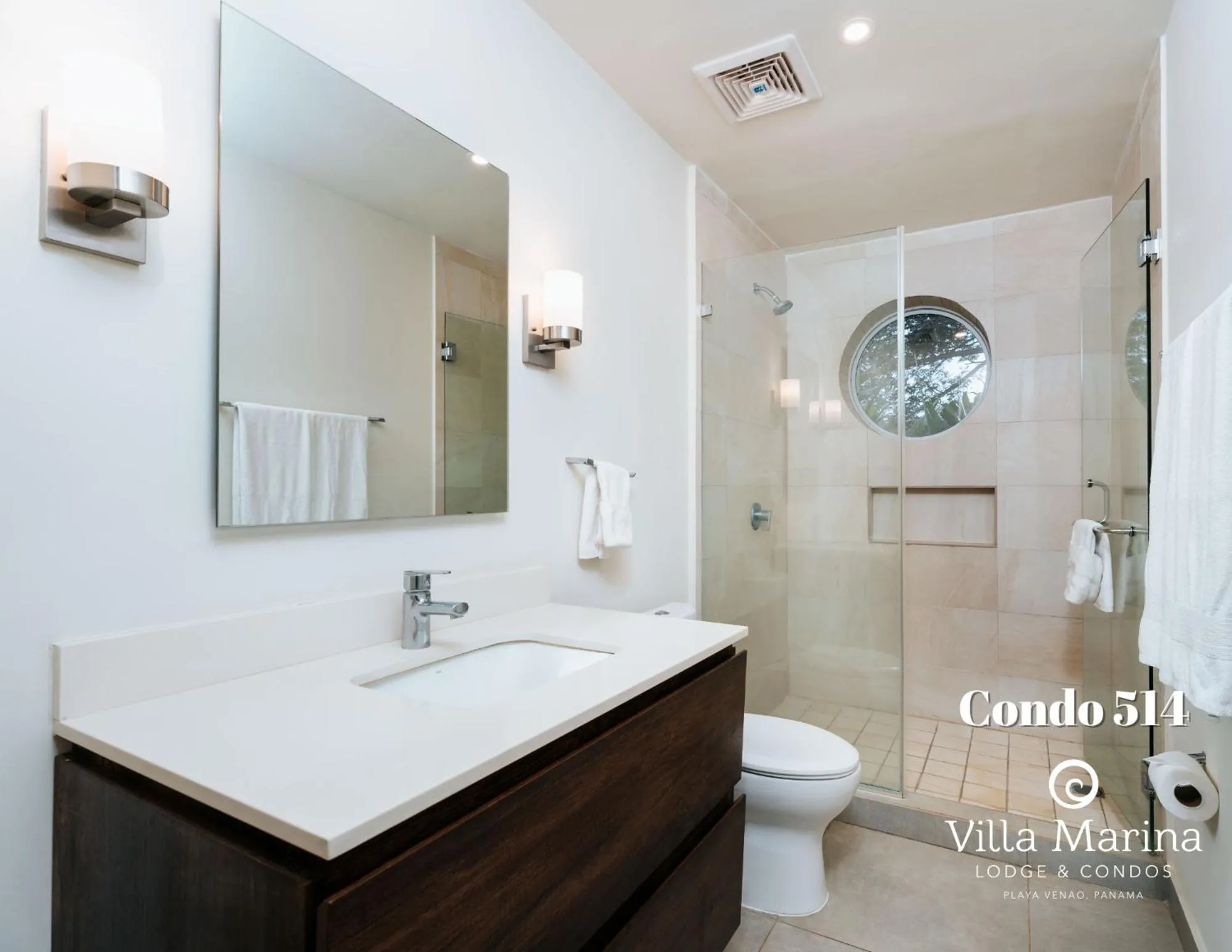 Bathroom in Villa Marina Lodge & Condos