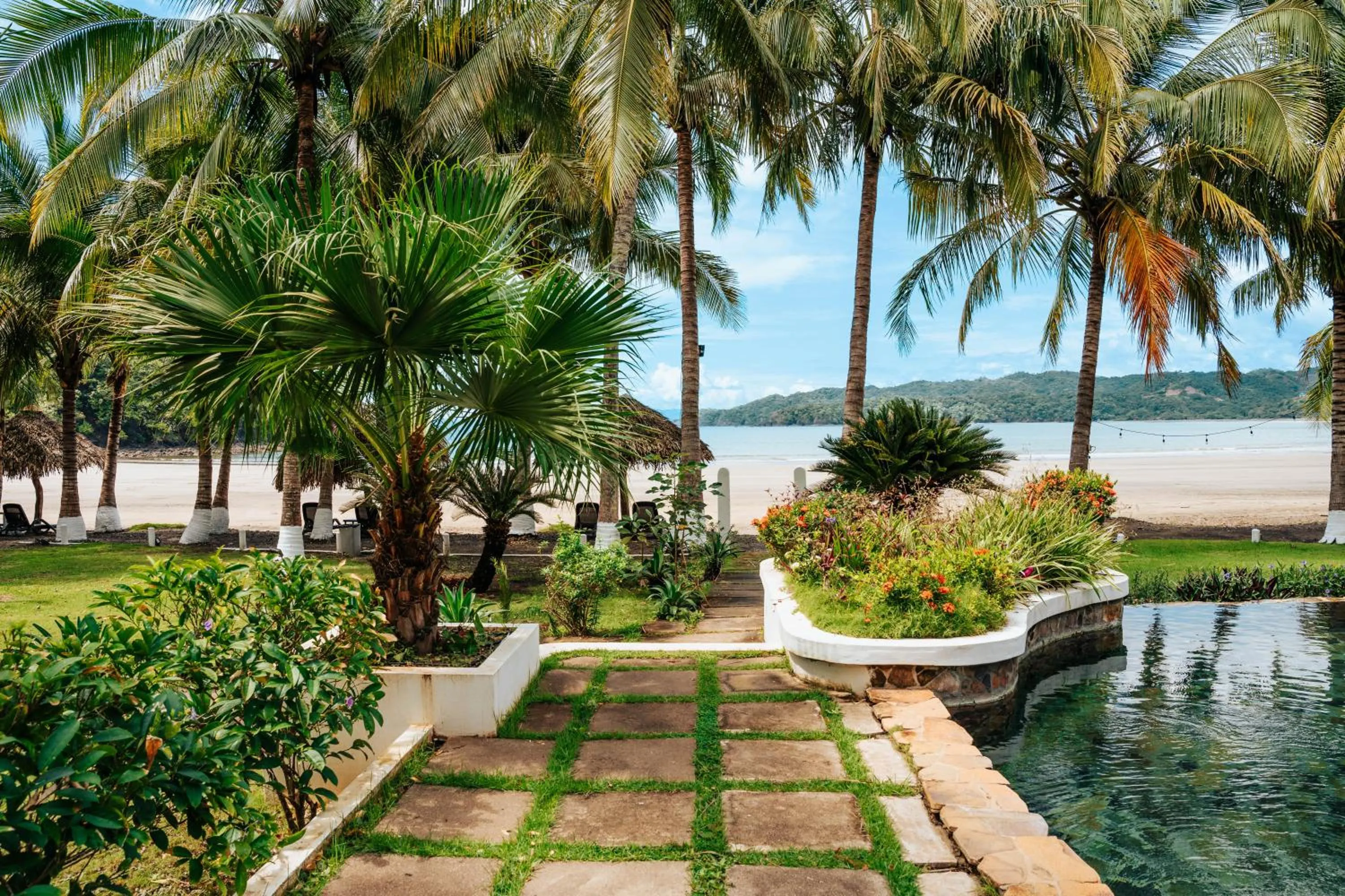Garden in Villa Marina Lodge & Condos