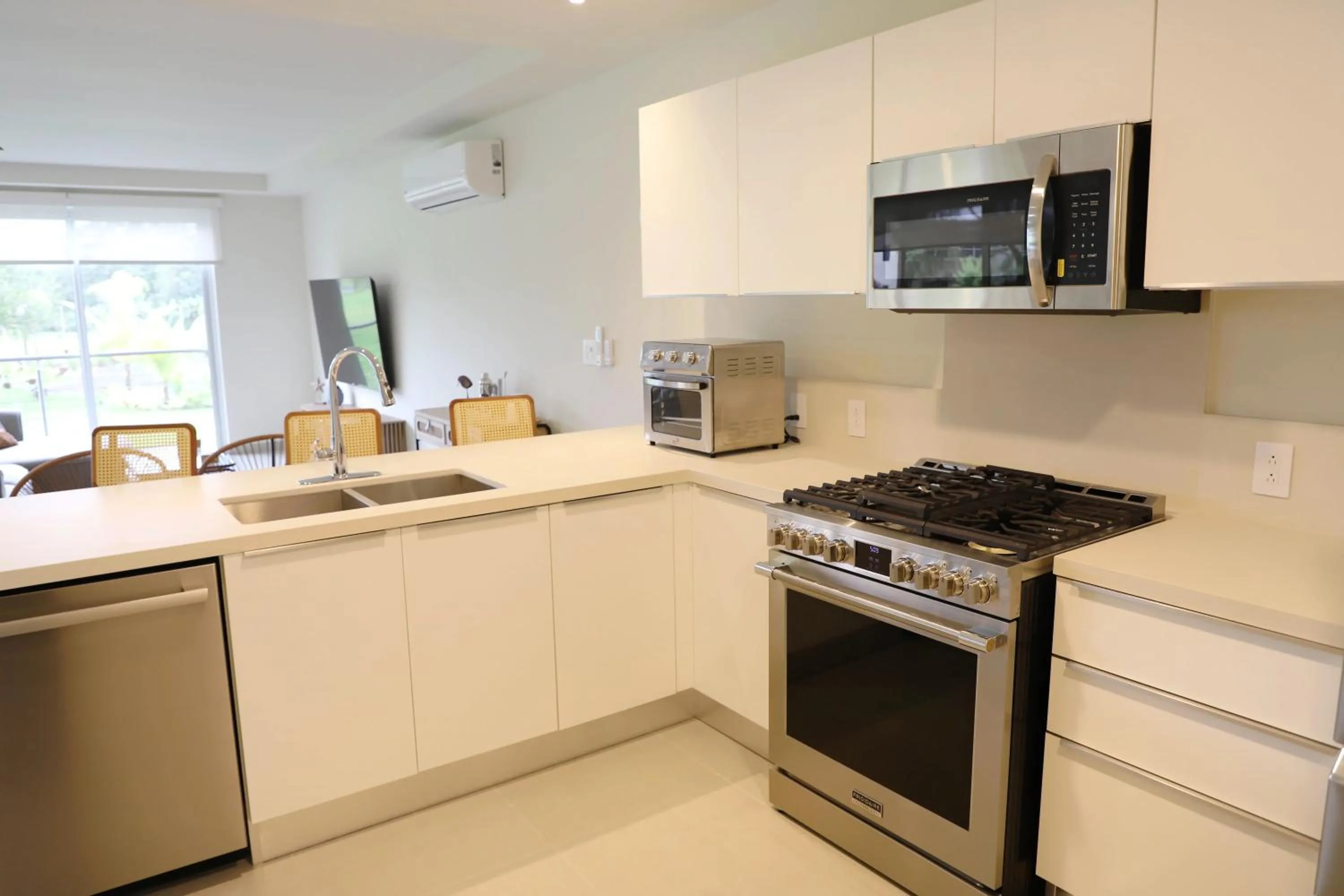 kitchen in Villa Marina Hotel