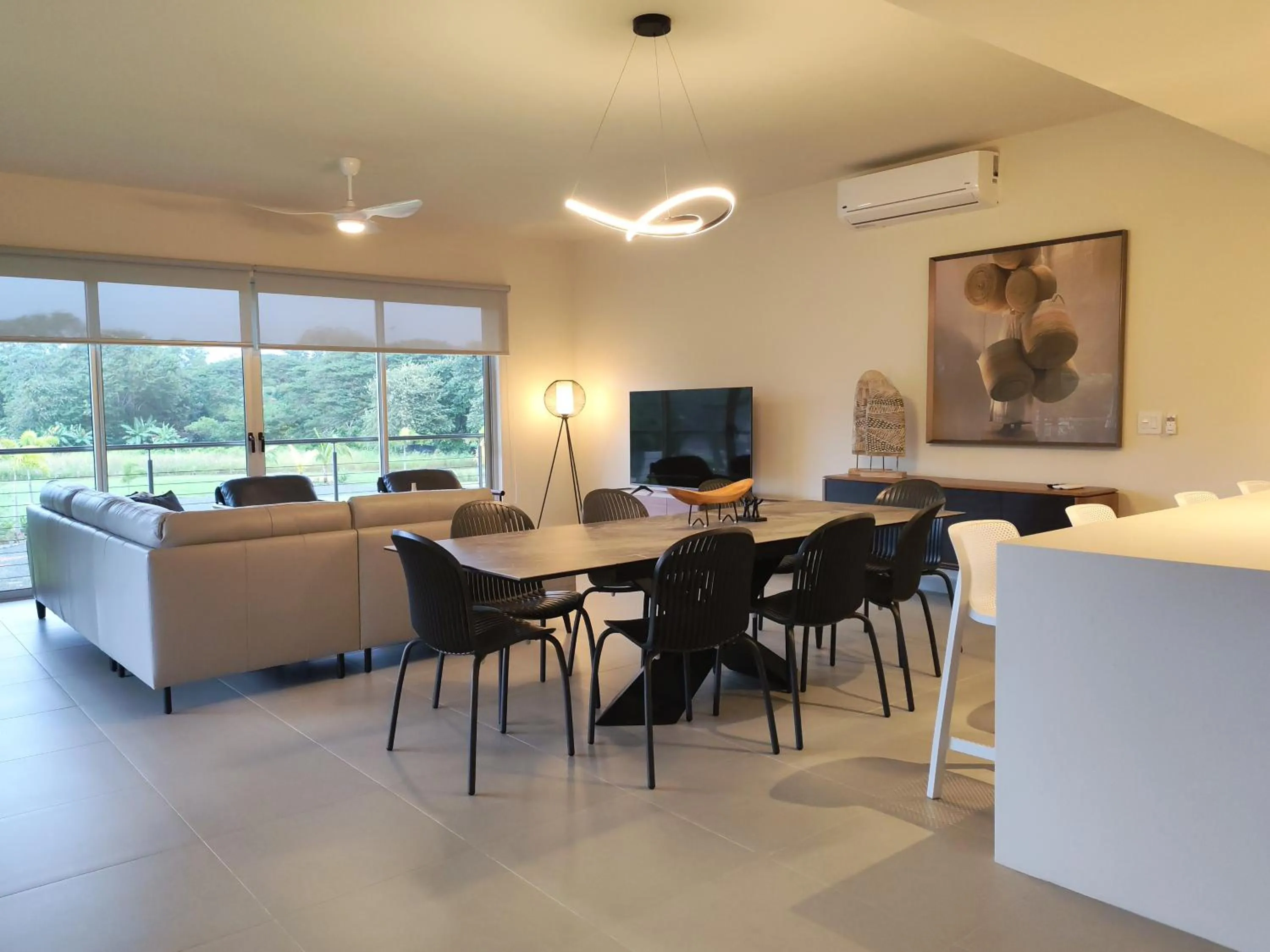 TV and multimedia in Villa Marina Lodge & Condos