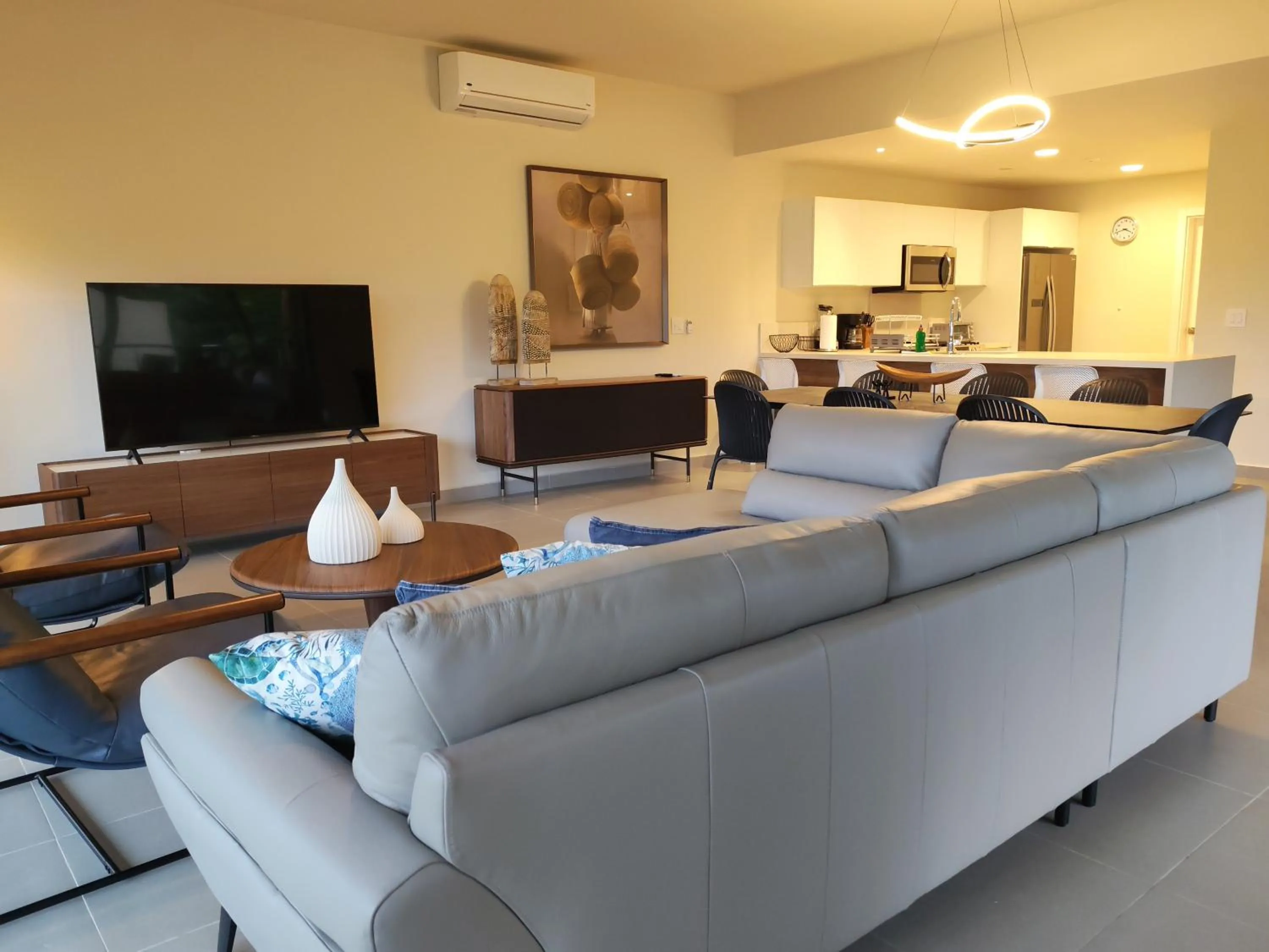 TV and multimedia in Villa Marina Lodge & Condos