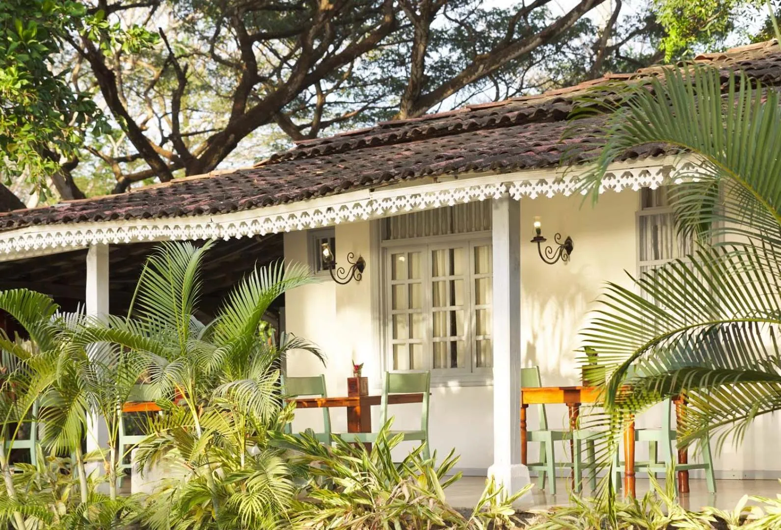 Restaurant/places to eat in Villa Marina Lodge & Condos