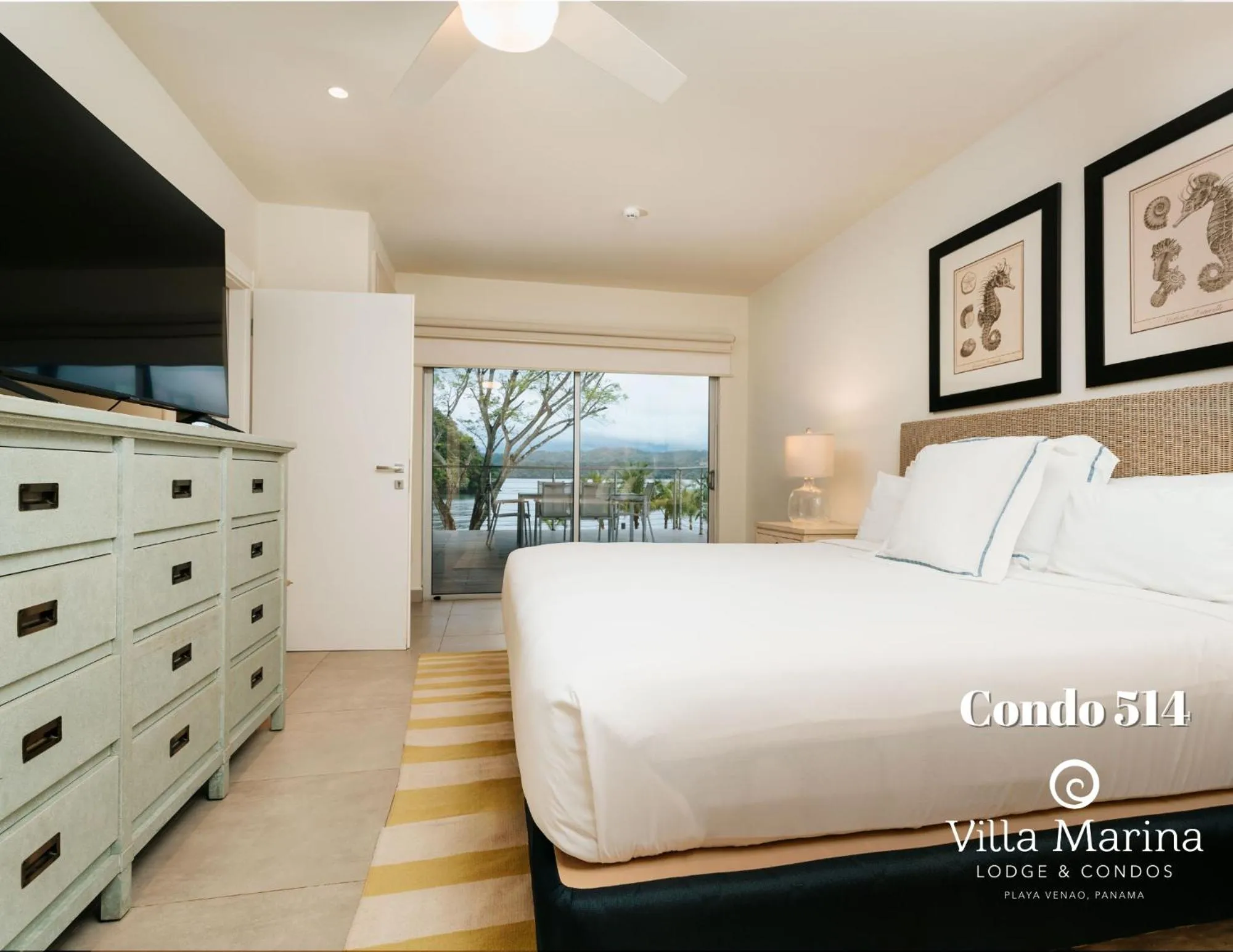 Bed in Villa Marina Lodge & Condos