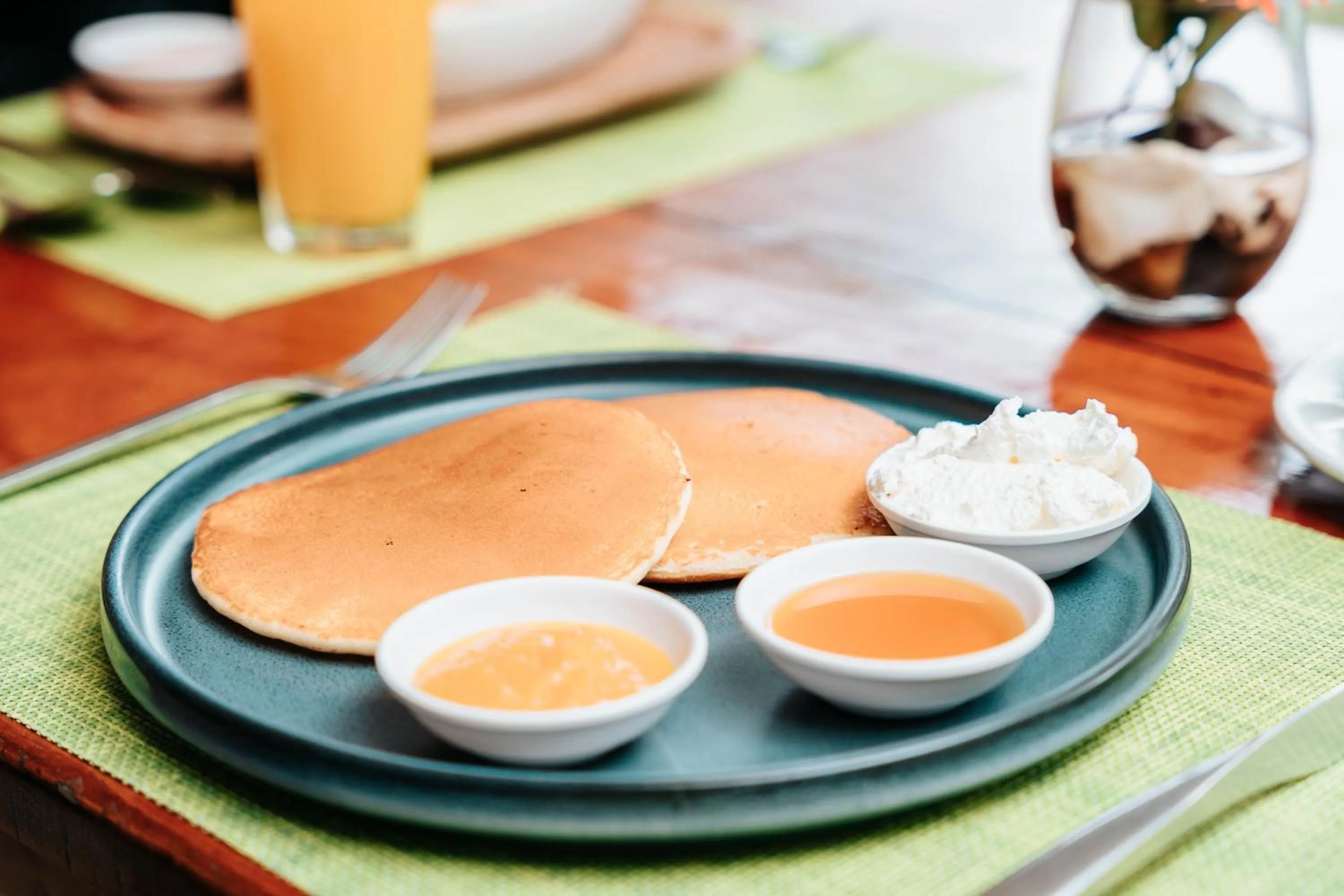 Restaurant/places to eat in Villa Marina Lodge & Condos