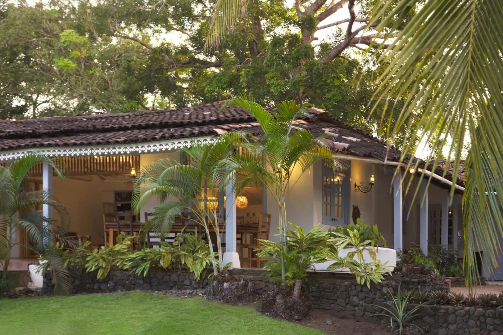 Garden in Villa Marina Lodge & Condos
