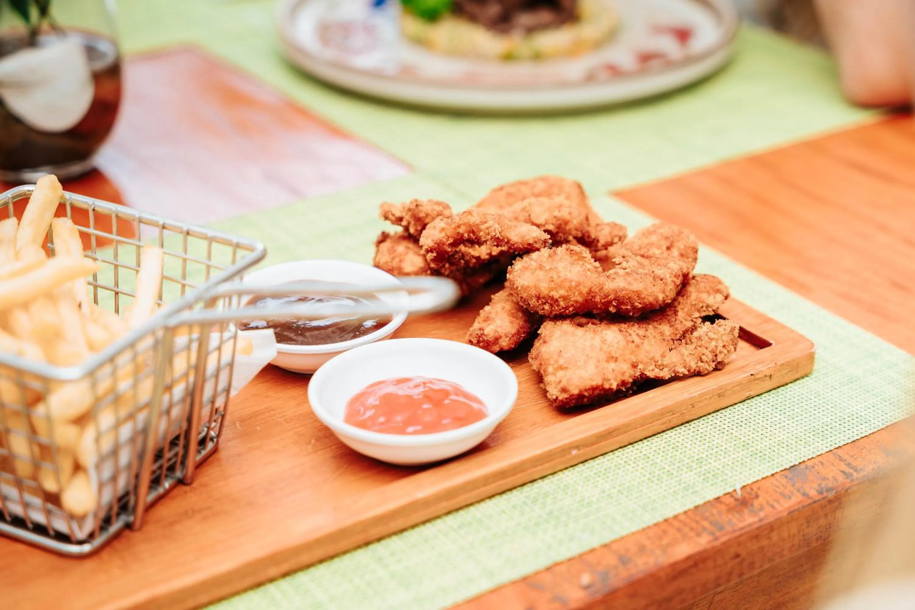 Restaurant/places to eat in Villa Marina Lodge & Condos