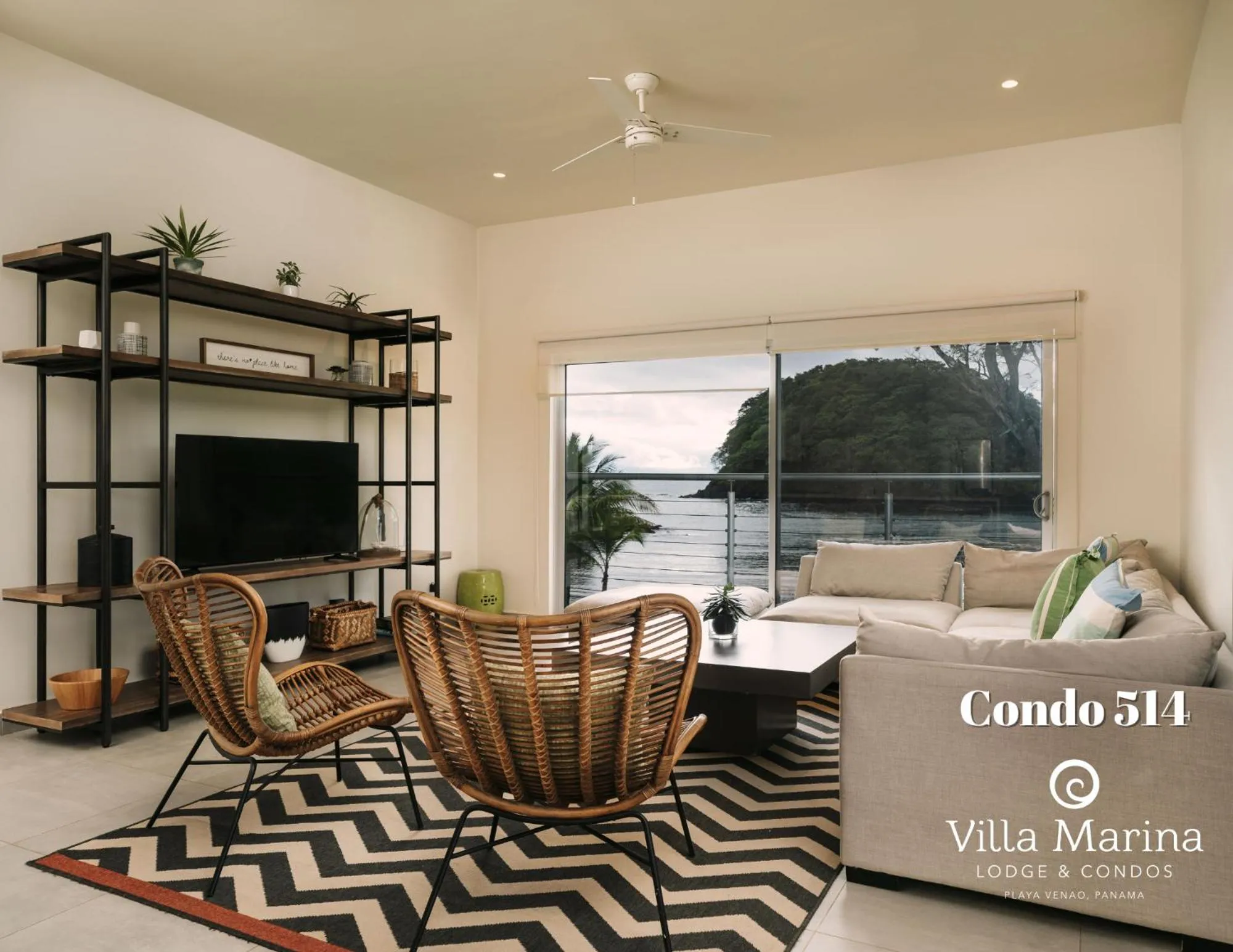 Living room in Villa Marina Lodge & Condos