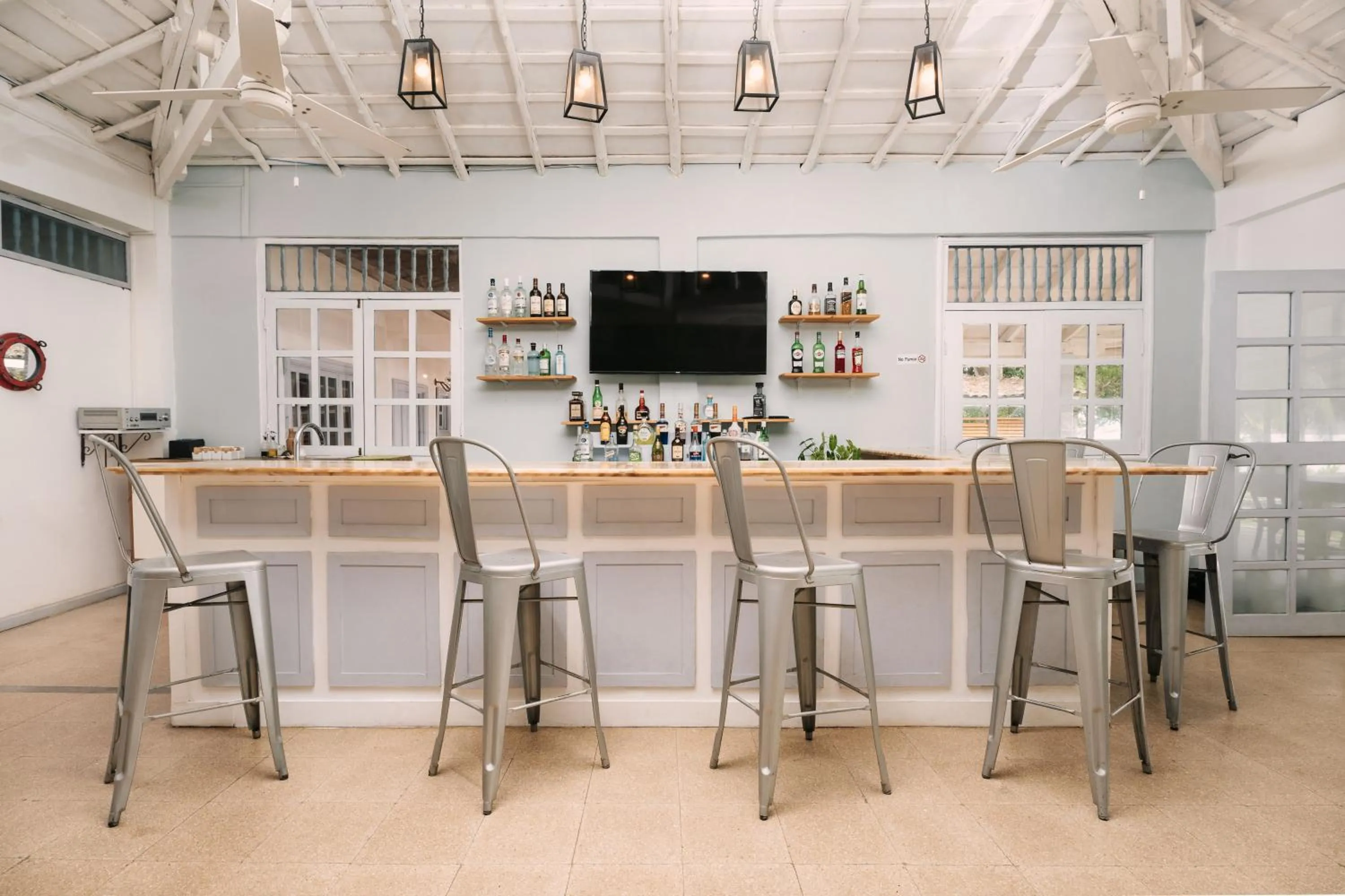 Lounge or bar in Villa Marina Lodge & Condos