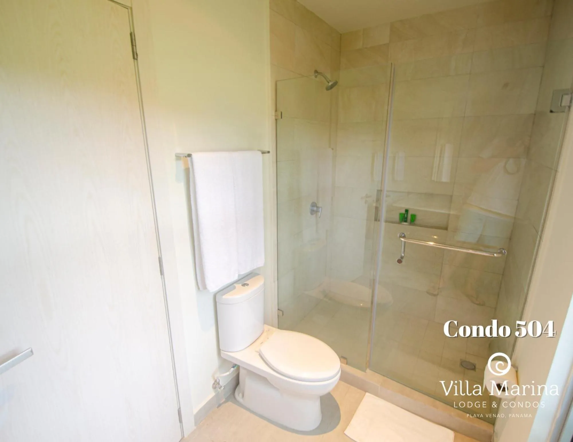 Bathroom in Villa Marina Lodge & Condos